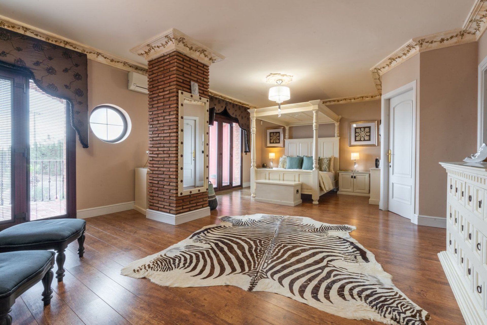 Resale - House - Detached Villa - Benalmádena - Benalmadena Costa