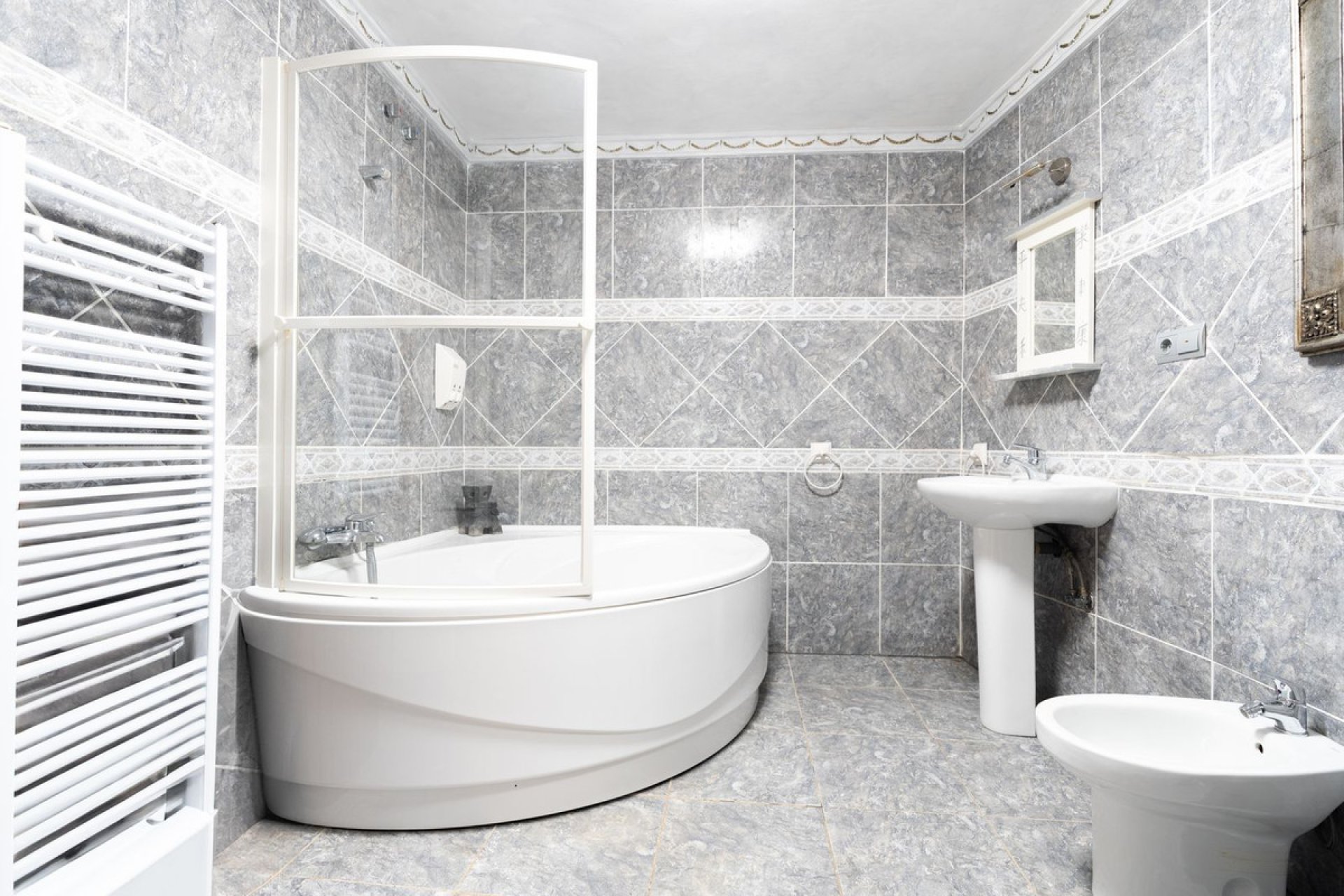 Resale - House - Detached Villa - Benalmádena - Benalmadena Costa