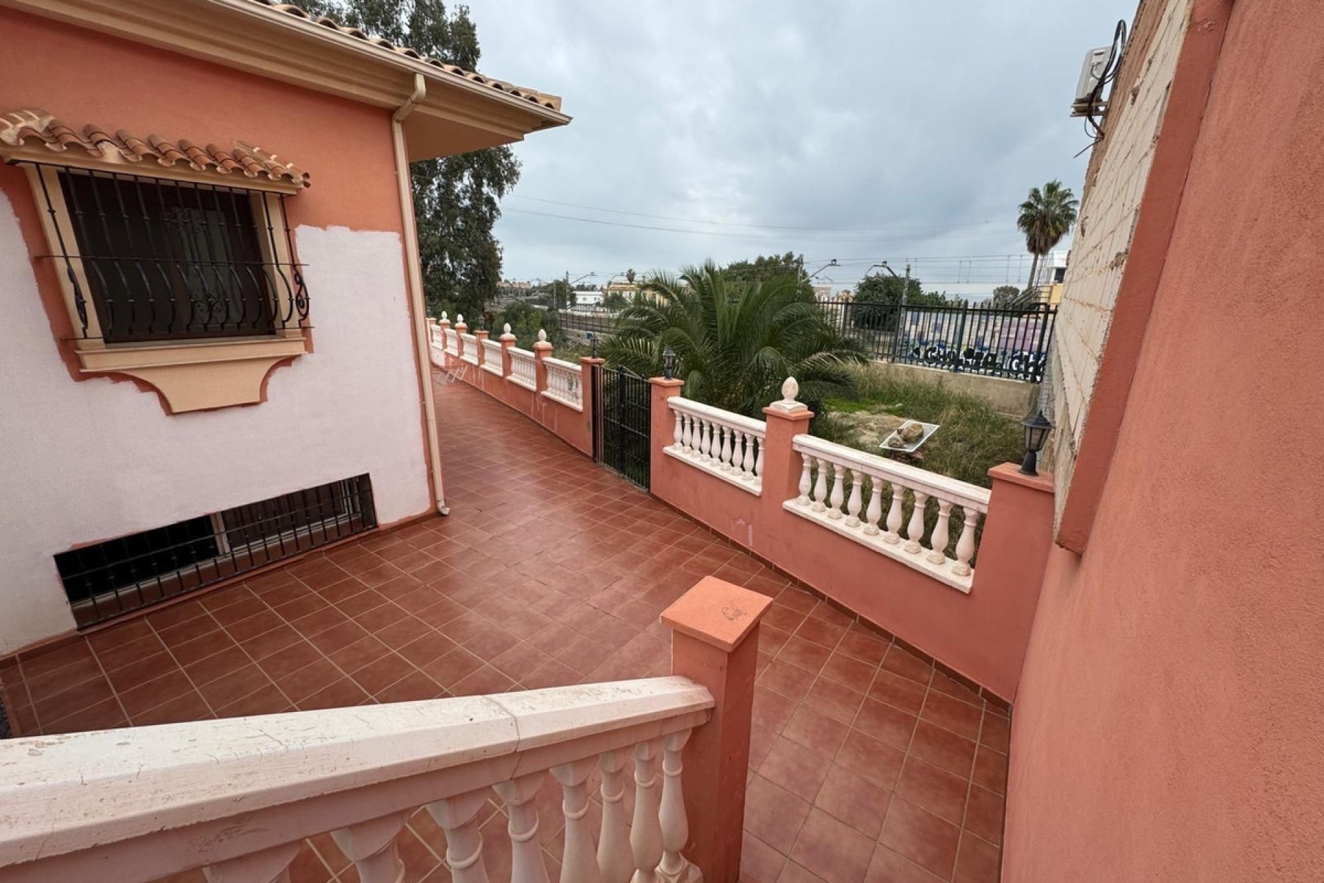 Resale - House - Detached Villa - Benalmádena - Benalmadena Costa