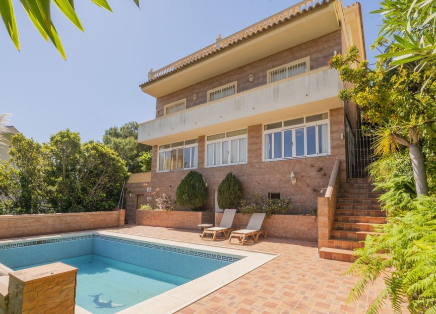 Resale - House - Detached Villa - Benalmádena - Benalmadena Costa