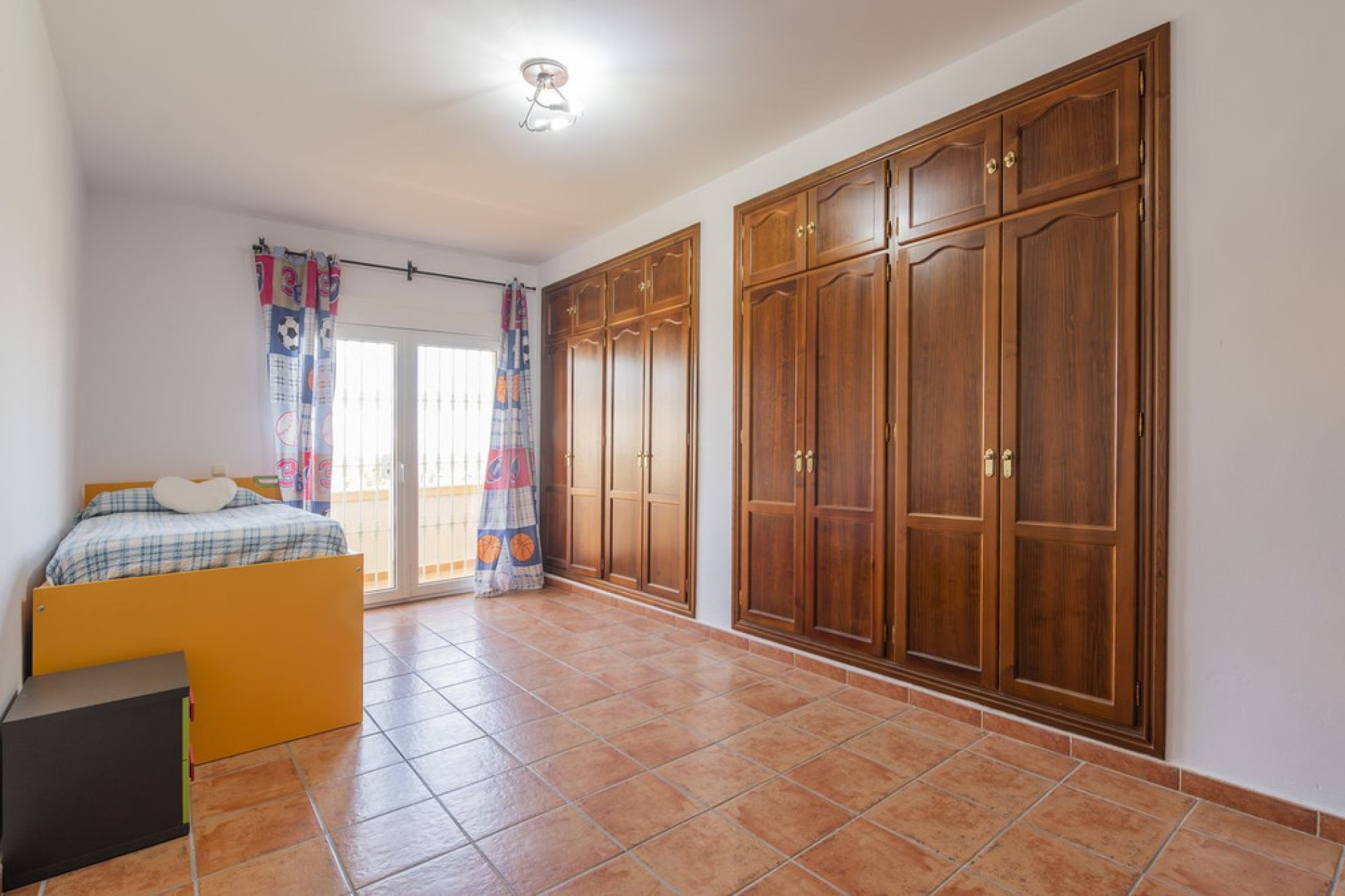 Resale - House - Detached Villa - Benalmádena - Benalmadena Costa