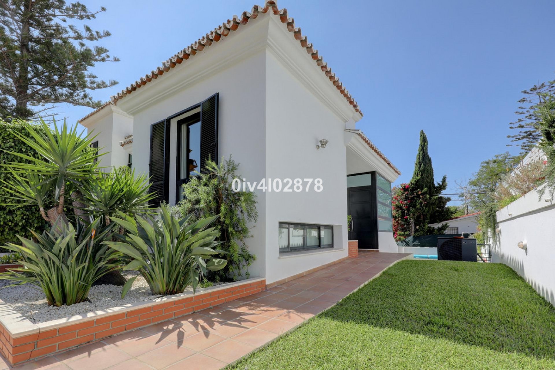 Resale - House - Detached Villa - Benalmádena - Benalmadena Costa