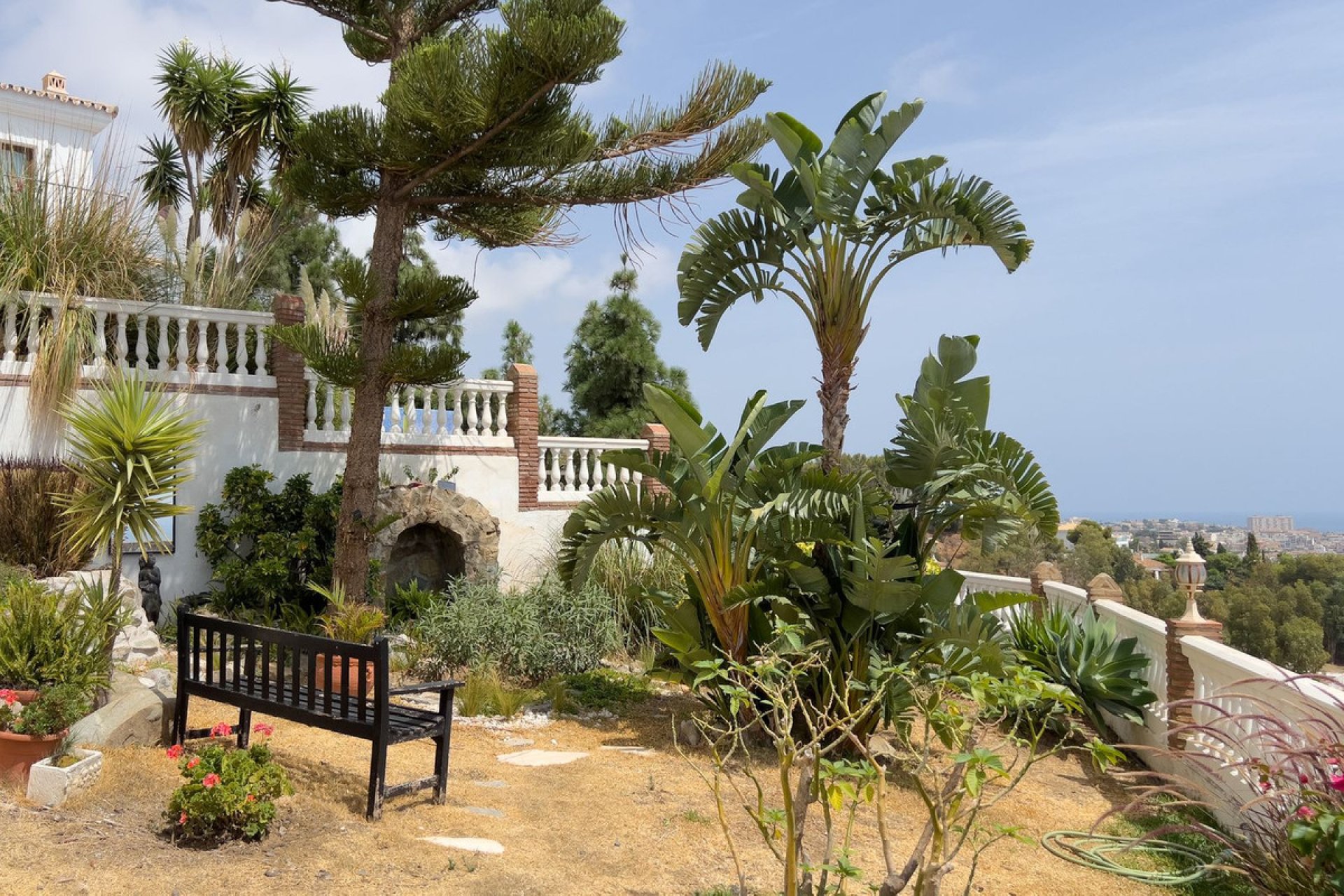 Resale - House - Detached Villa - Benalmádena - Benalmadena Pueblo