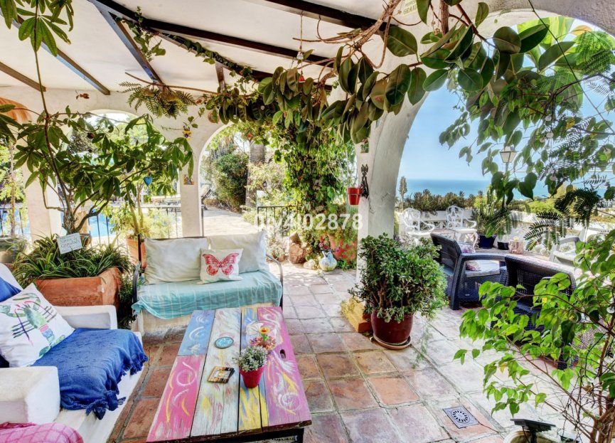 Resale - House - Detached Villa - Benalmádena - Benalmadena Pueblo