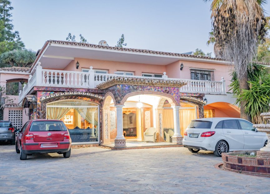 Resale - House - Detached Villa - Benalmádena - Benalmadena Pueblo