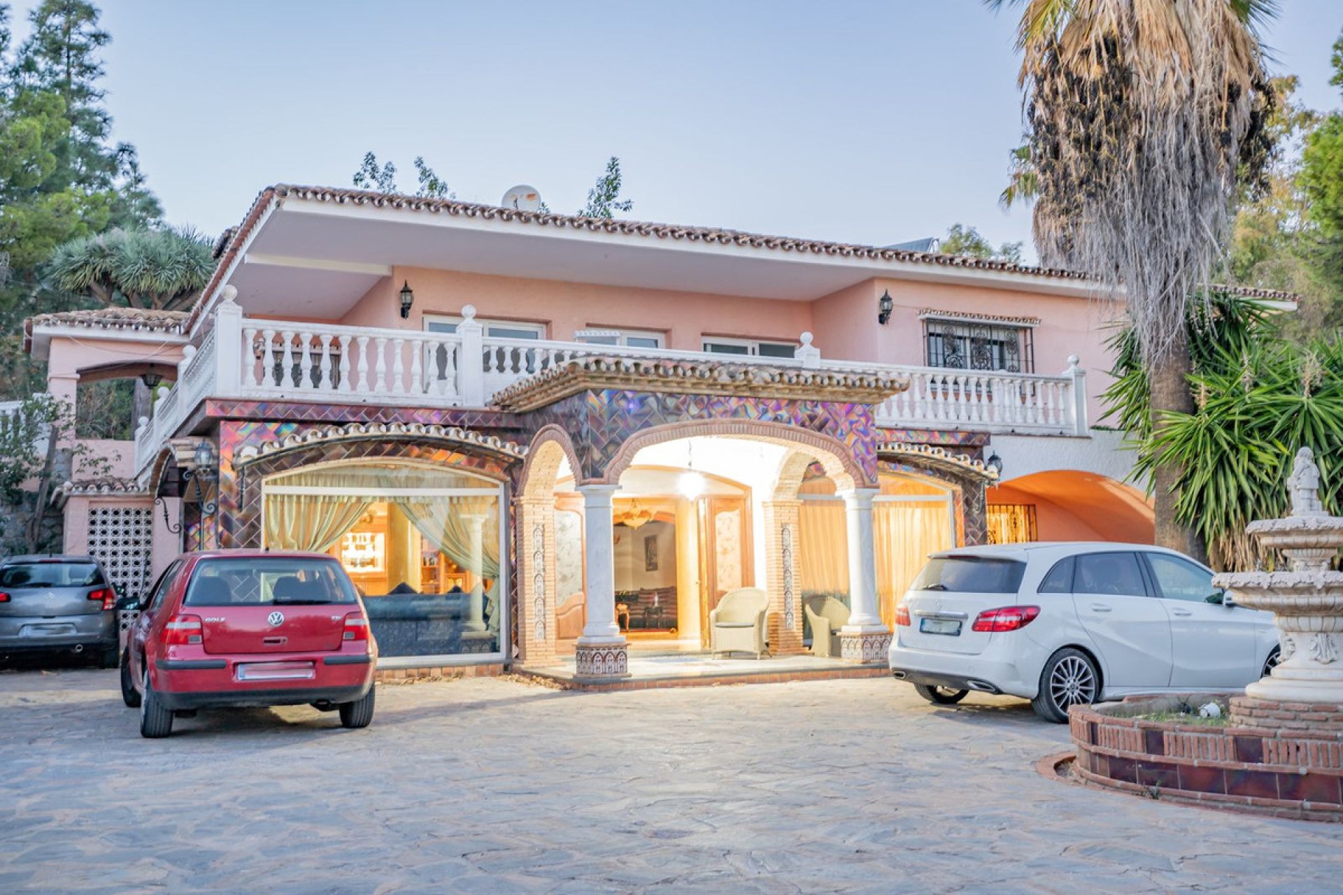 Resale - House - Detached Villa - Benalmádena - Benalmadena Pueblo