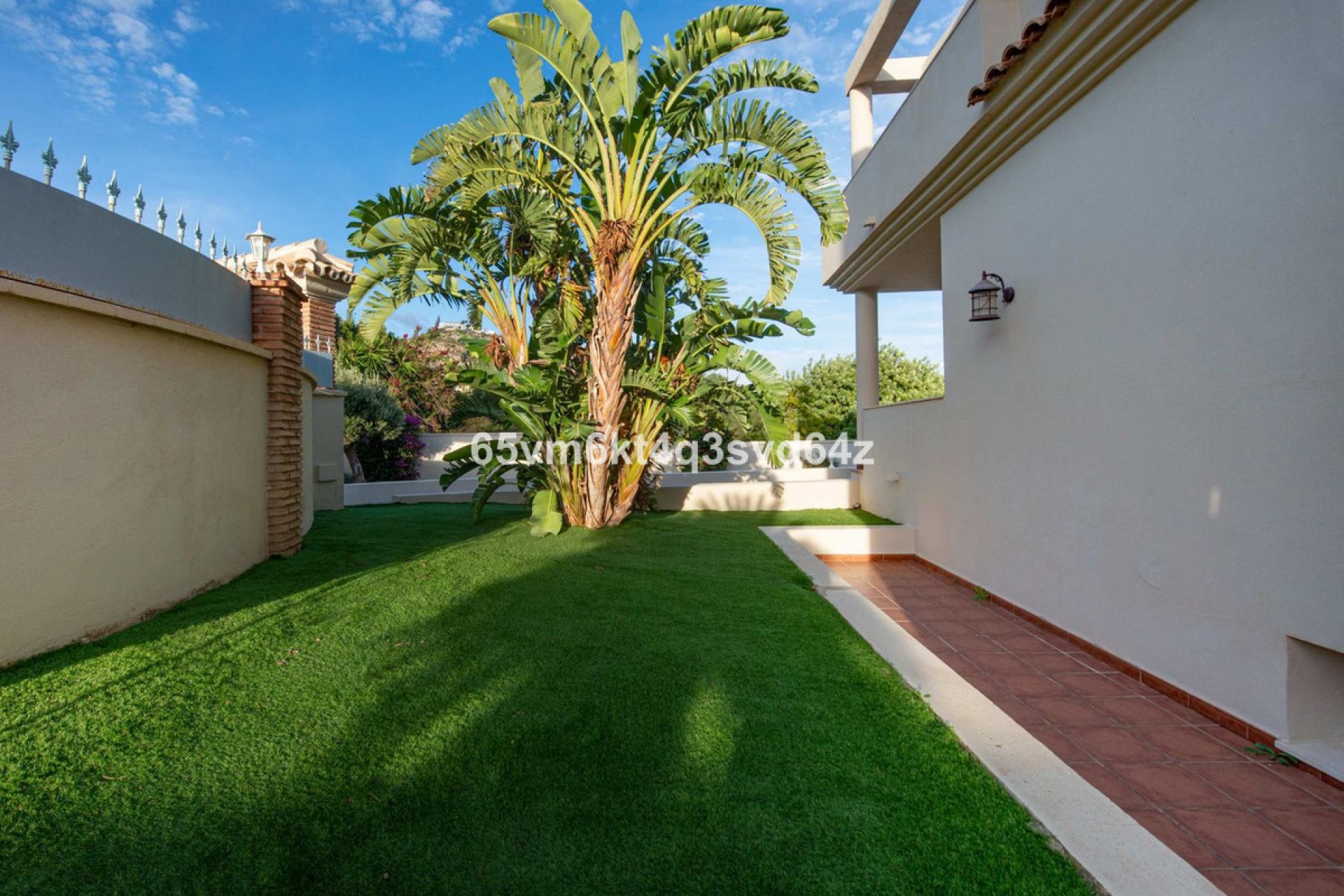 Resale - House - Detached Villa - Benalmádena - Benalmadena Pueblo