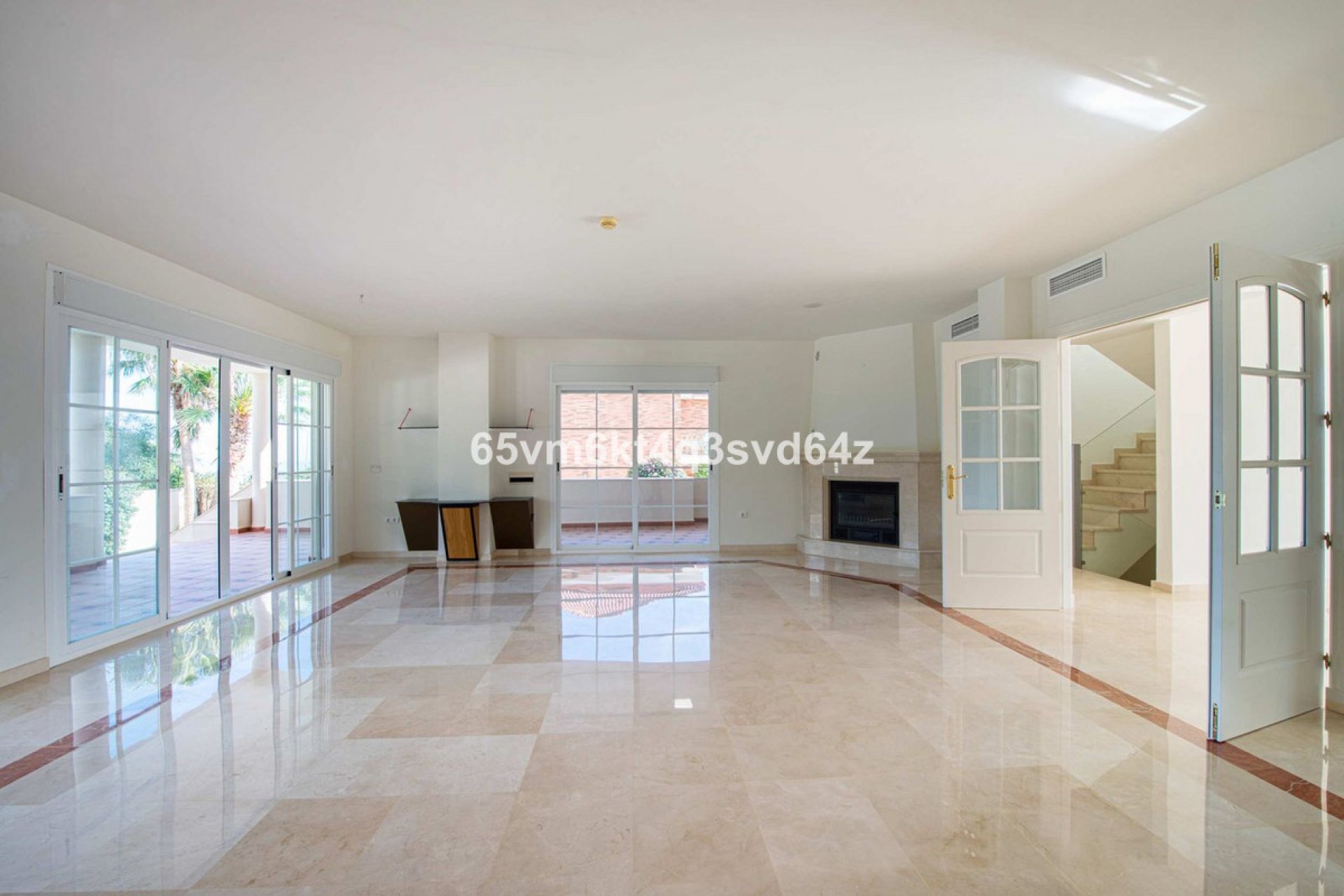 Resale - House - Detached Villa - Benalmádena - Benalmadena Pueblo