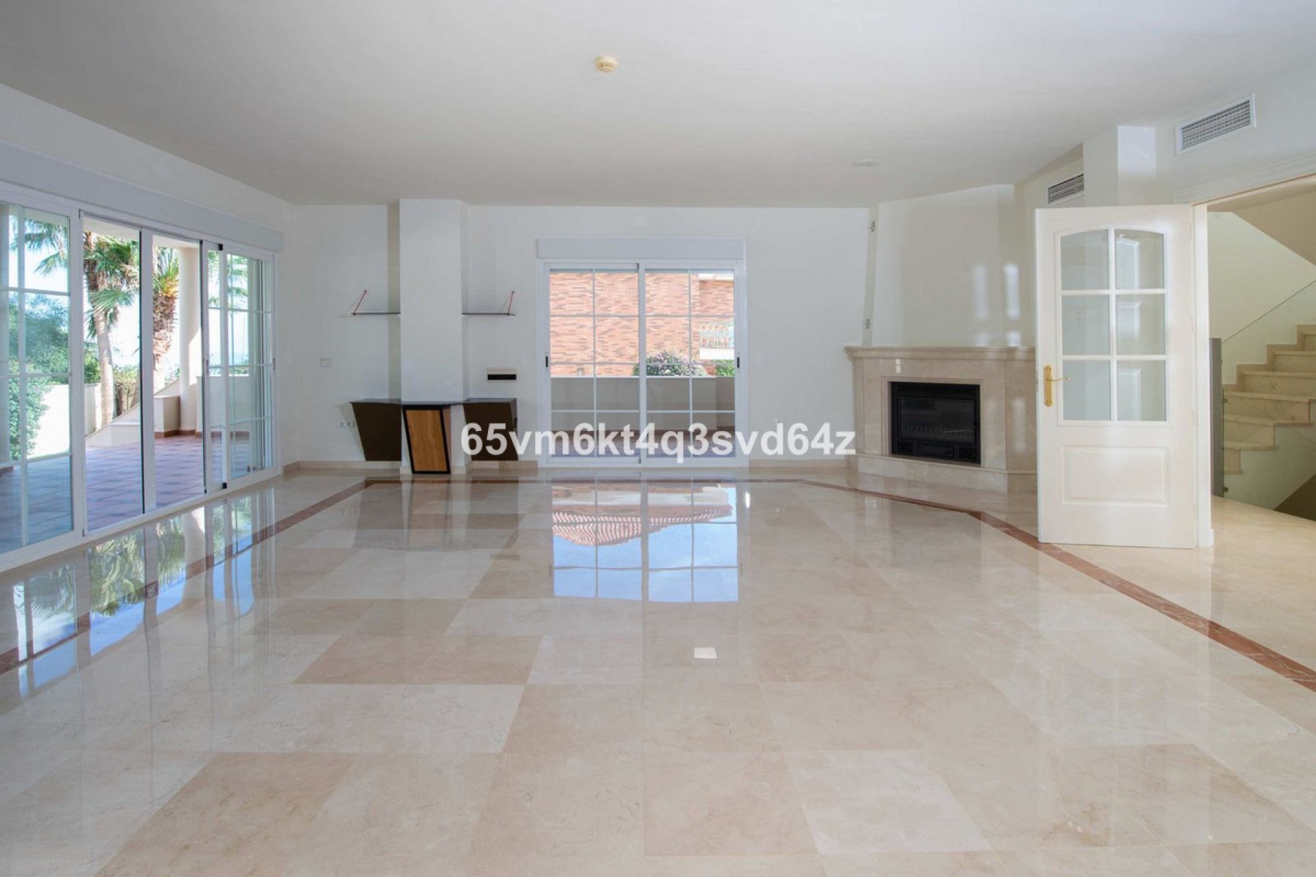 Resale - House - Detached Villa - Benalmádena - Benalmadena Pueblo