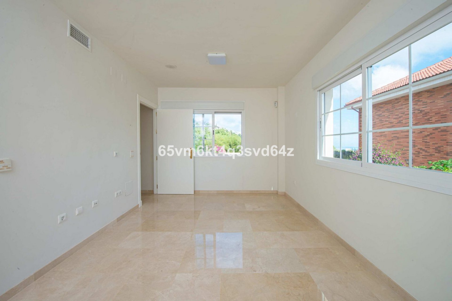 Resale - House - Detached Villa - Benalmádena - Benalmadena Pueblo