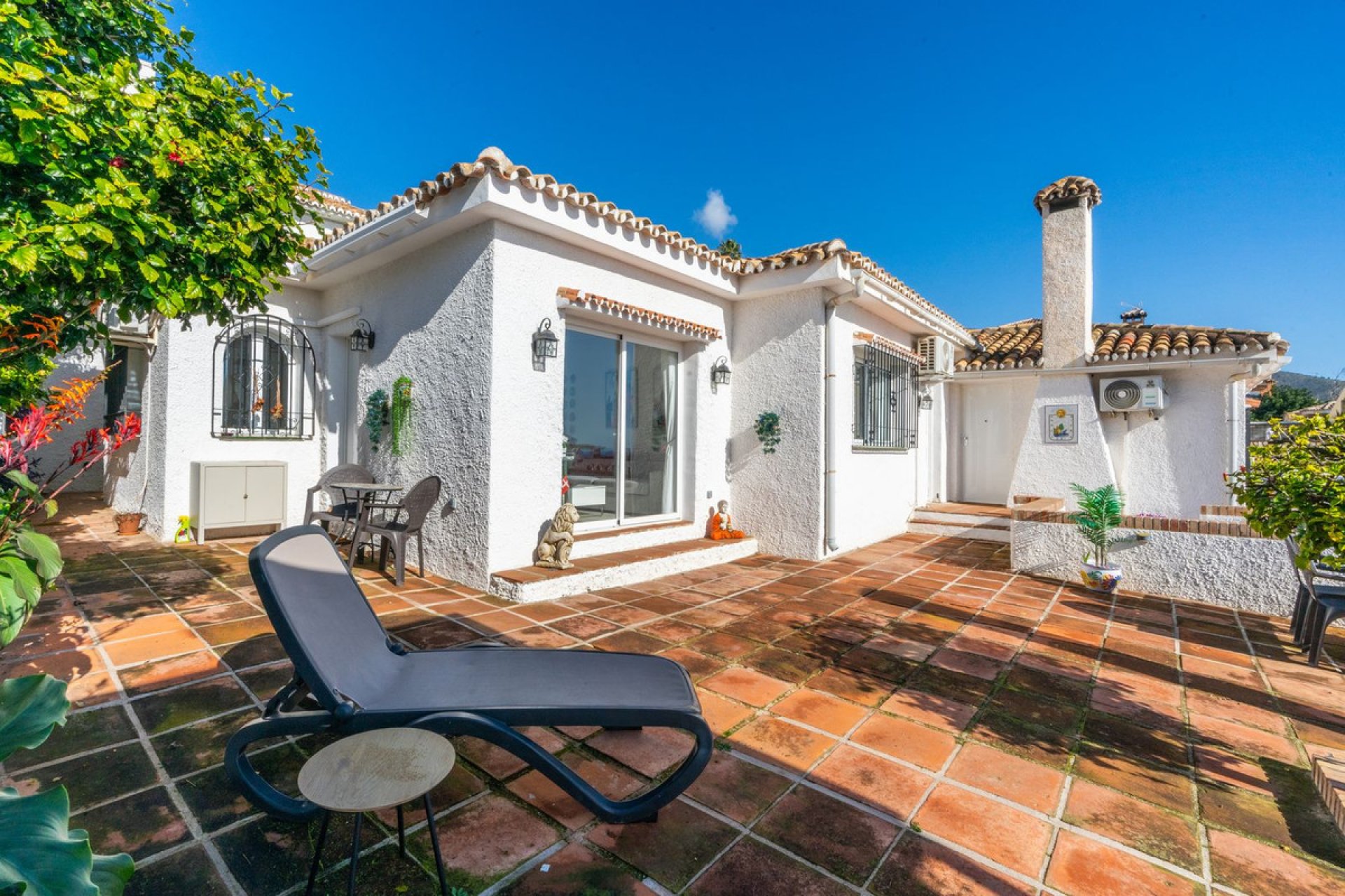 Resale - House - Detached Villa - Benalmádena - Benalmadena Pueblo