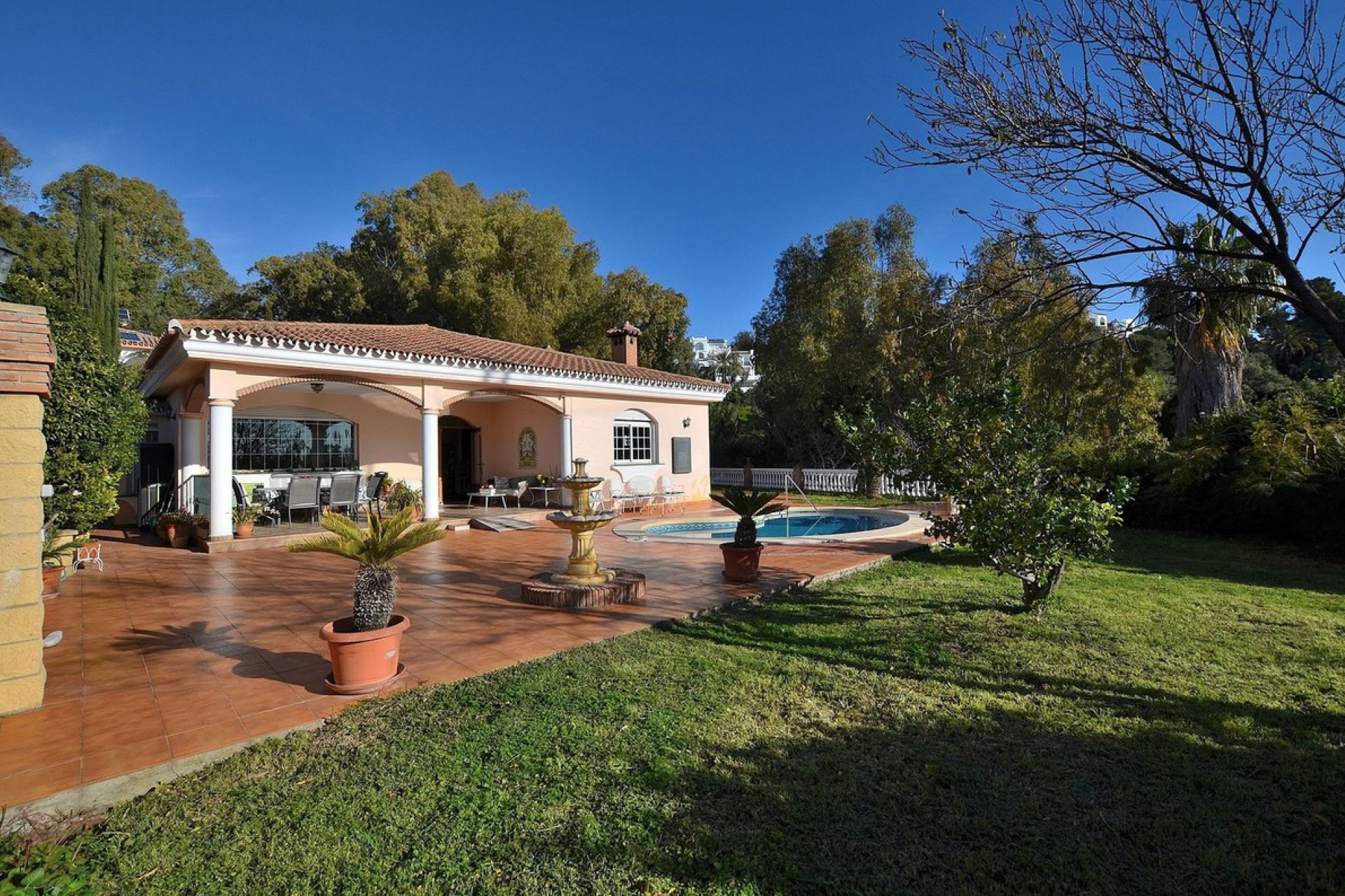 Resale - House - Detached Villa - Benalmádena - Benalmadena Pueblo