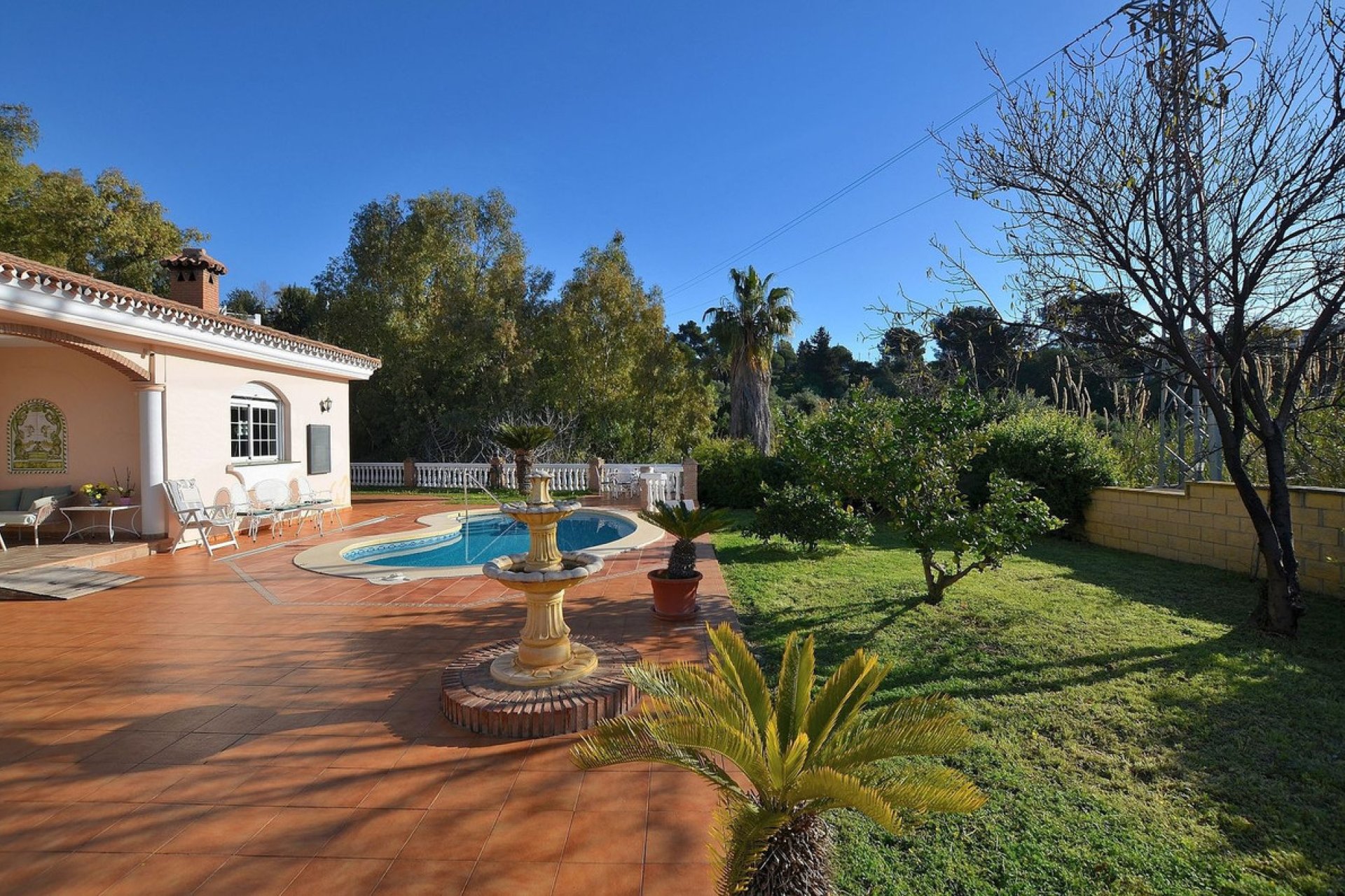 Resale - House - Detached Villa - Benalmádena - Benalmadena Pueblo