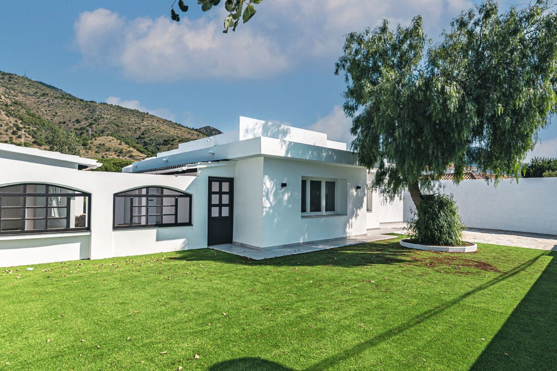 Resale - House - Detached Villa - Benalmádena - Benalmadena Pueblo