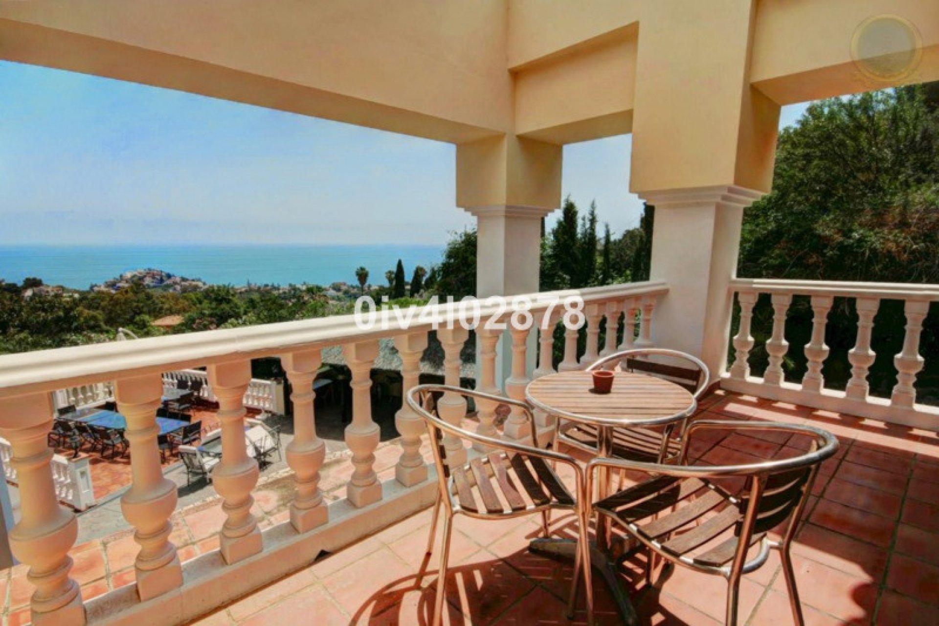 Resale - House - Detached Villa - Benalmádena - Benalmadena Pueblo