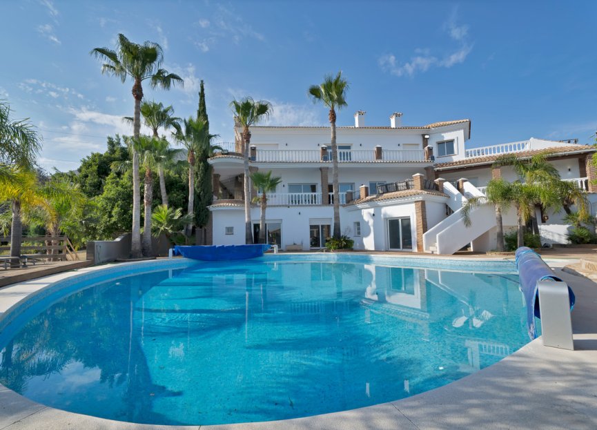 Resale - House - Detached Villa - Benalmádena - La Capellania