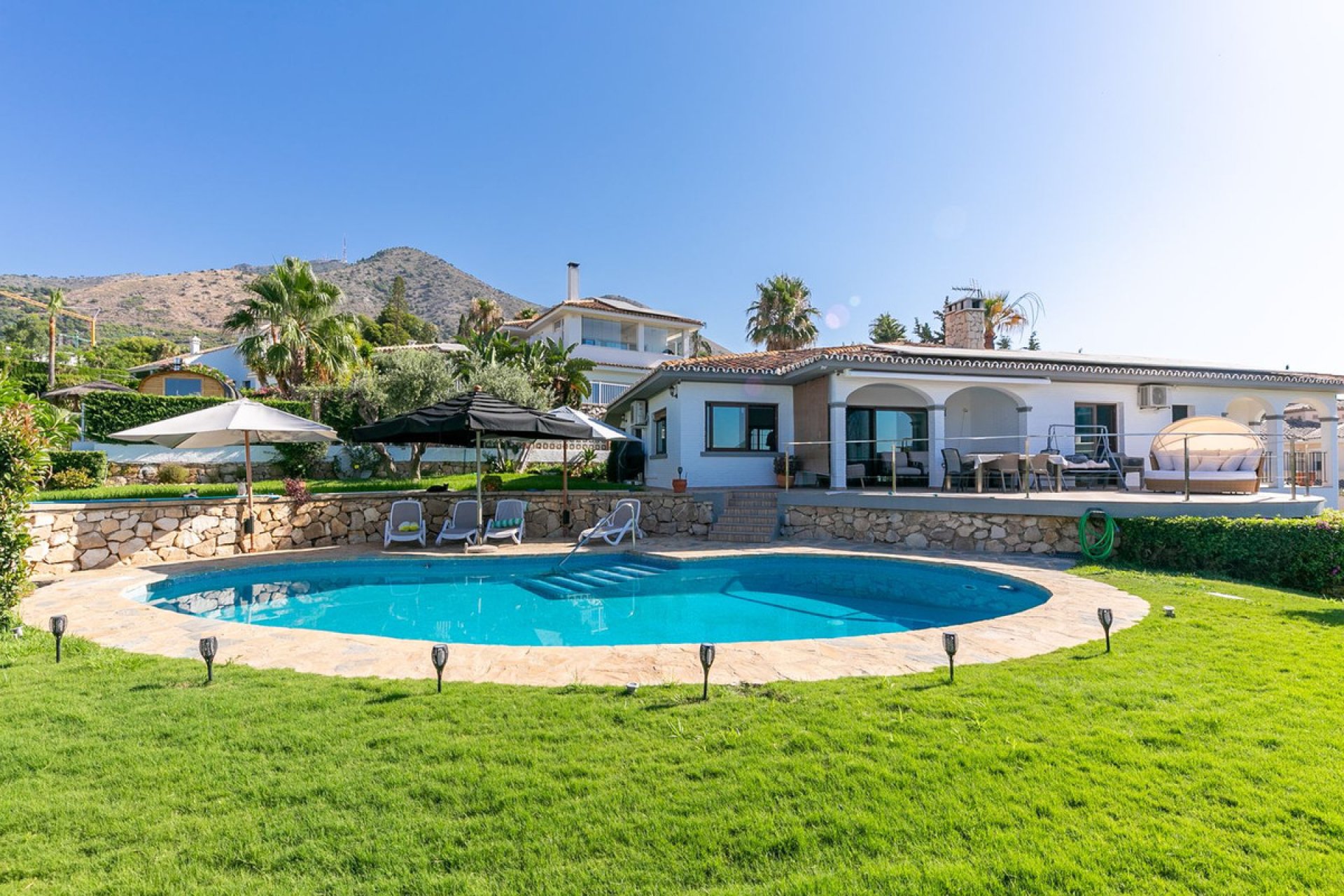 Resale - House - Detached Villa - Benalmádena - La Capellania