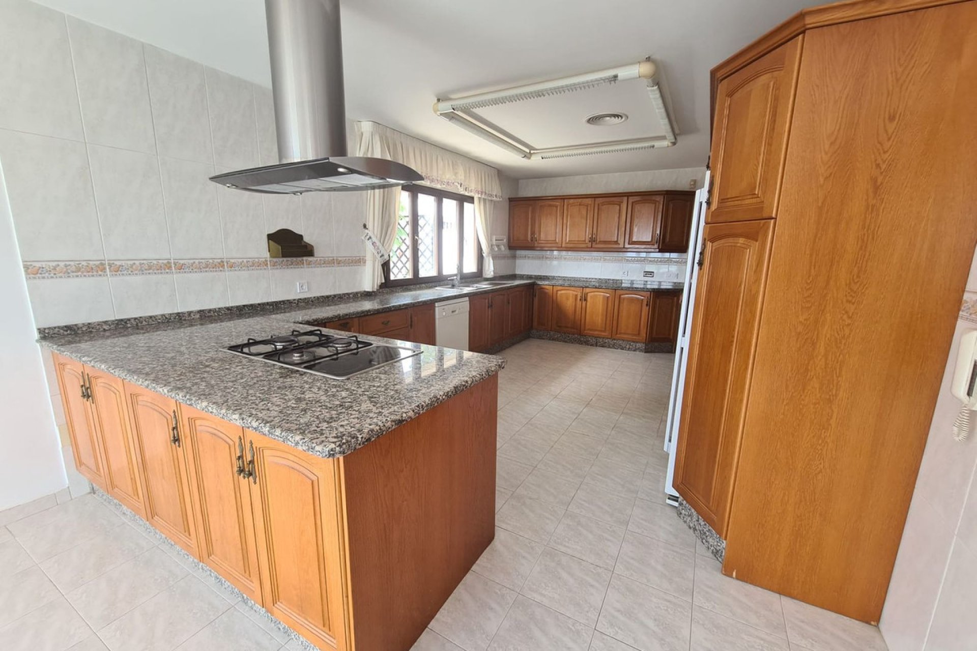 Resale - House - Detached Villa - Benalmádena - La Capellania