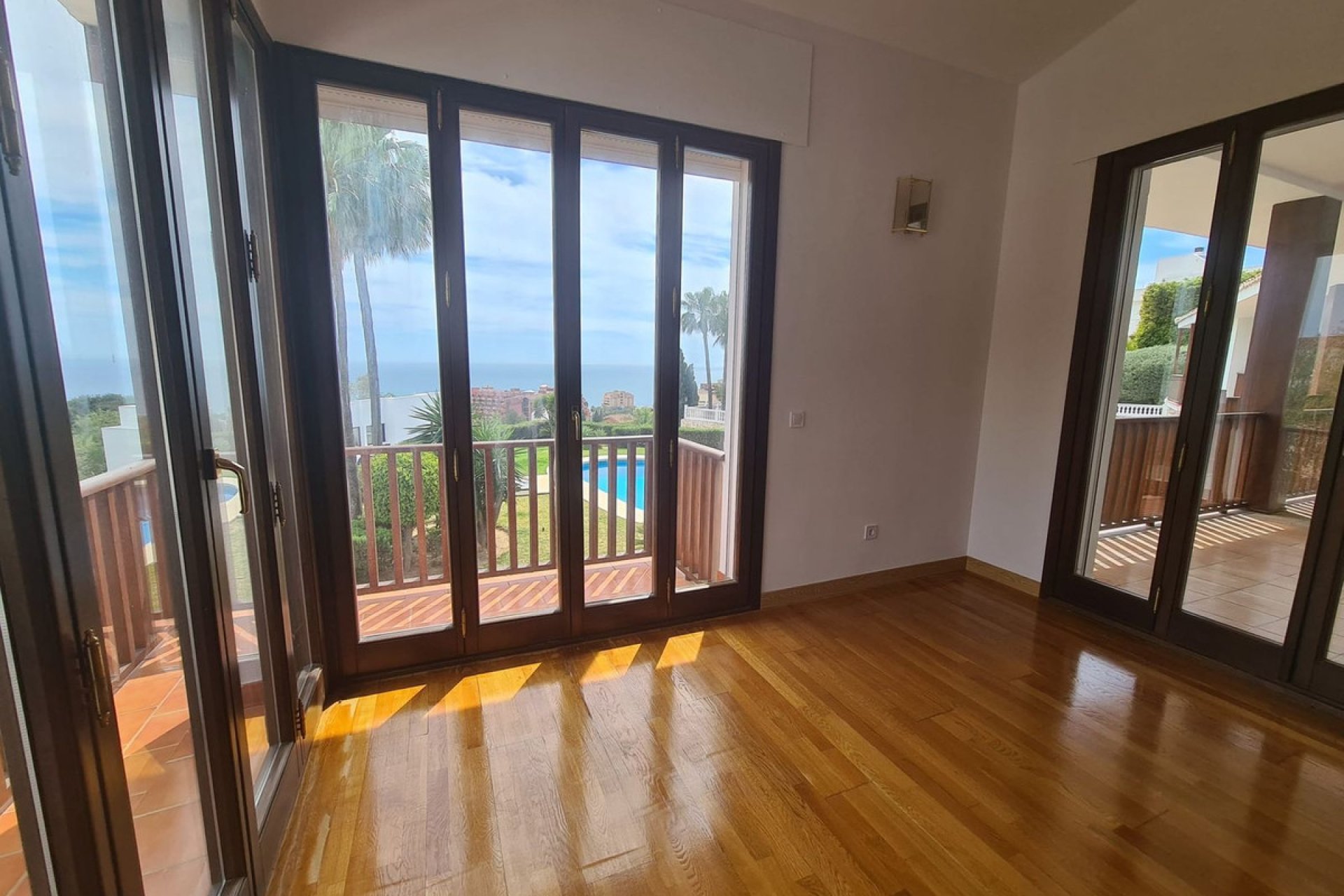 Resale - House - Detached Villa - Benalmádena - La Capellania