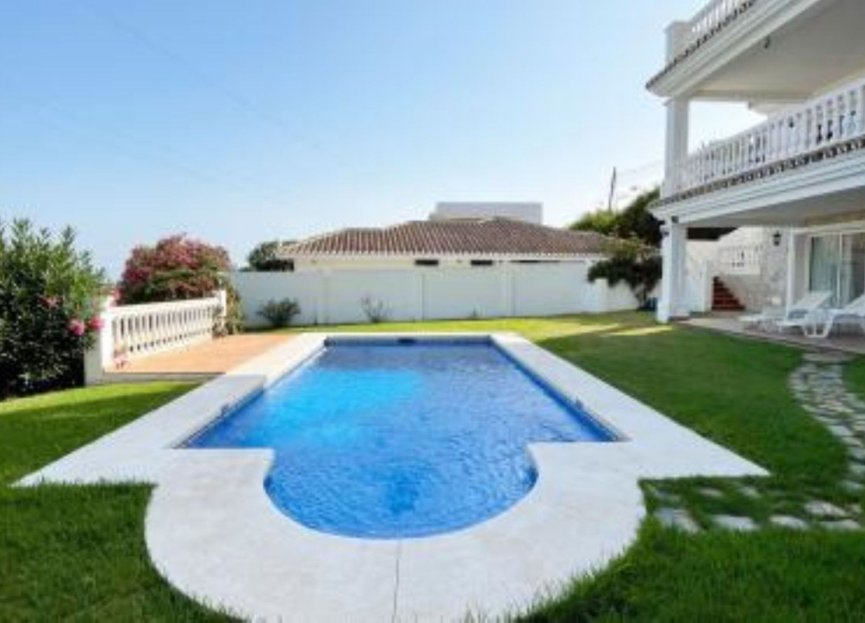 Resale - House - Detached Villa - Benalmádena - La Capellania