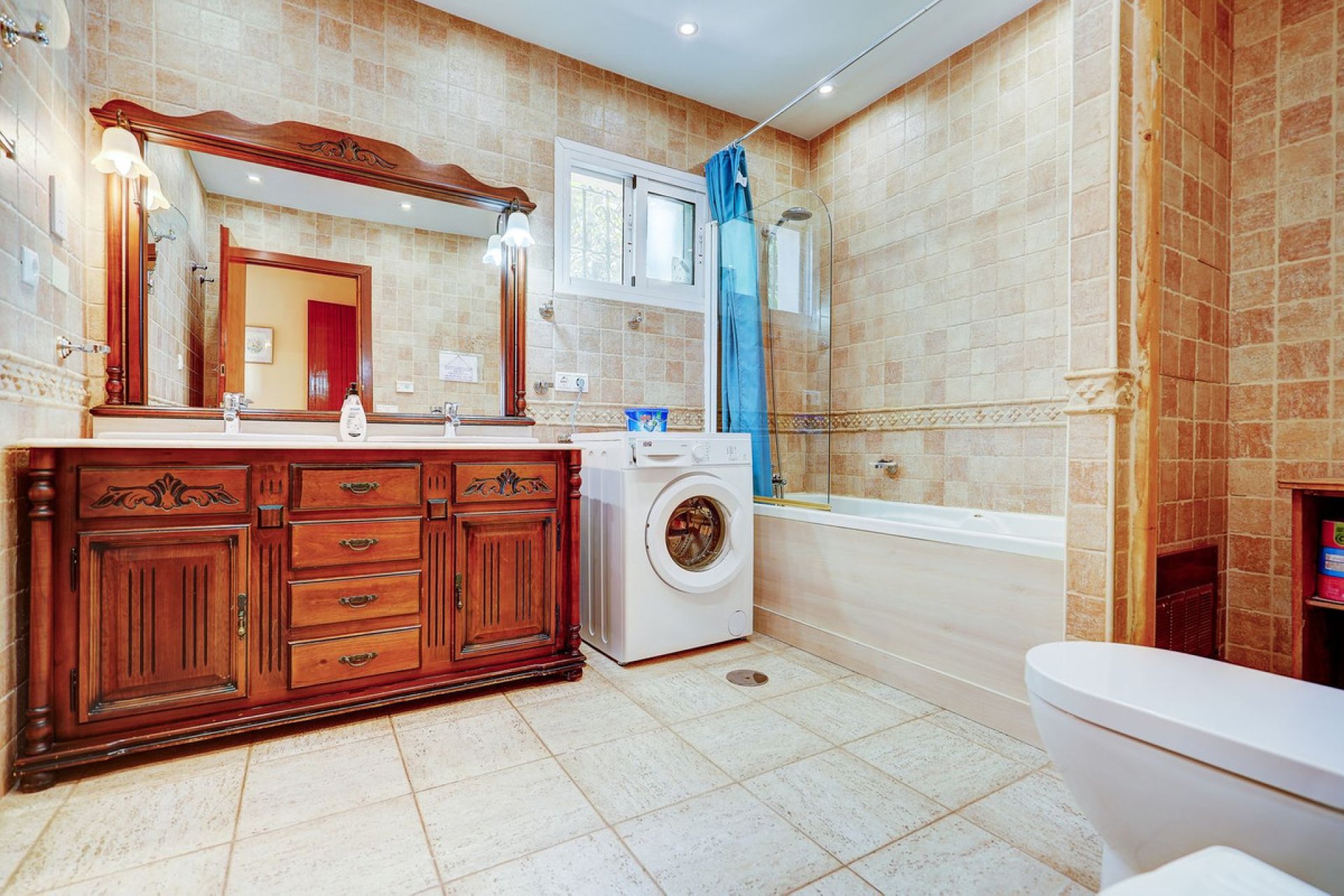 Resale - House - Detached Villa - Benalmádena - La Capellania