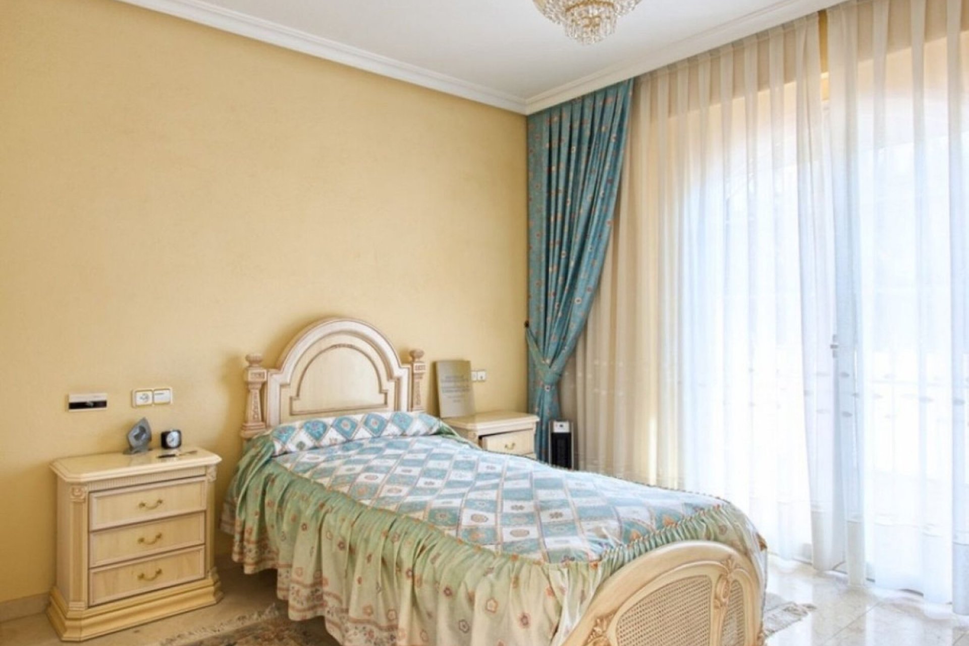 Resale - House - Detached Villa - Benalmádena - Torrequebrada