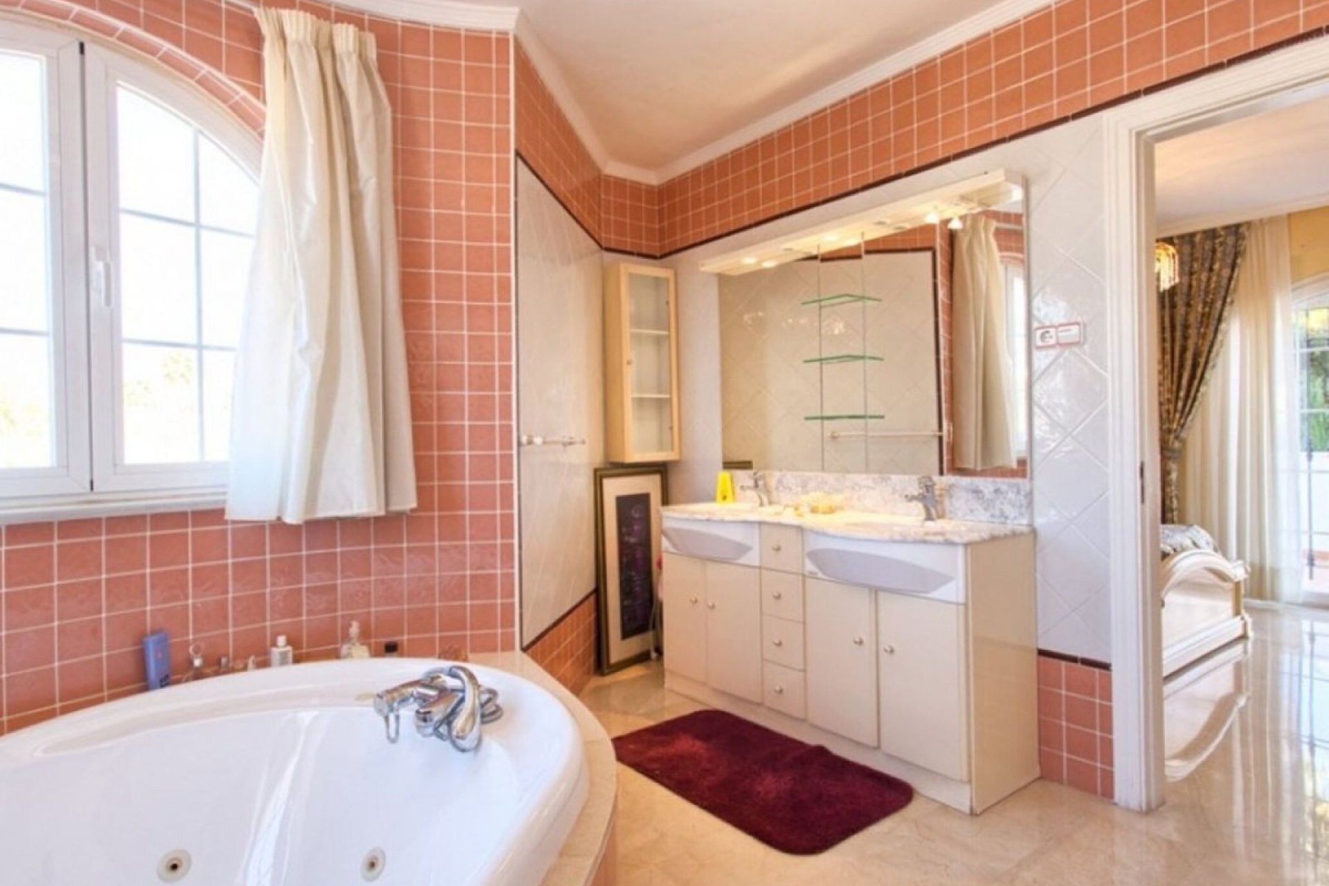 Resale - House - Detached Villa - Benalmádena - Torrequebrada