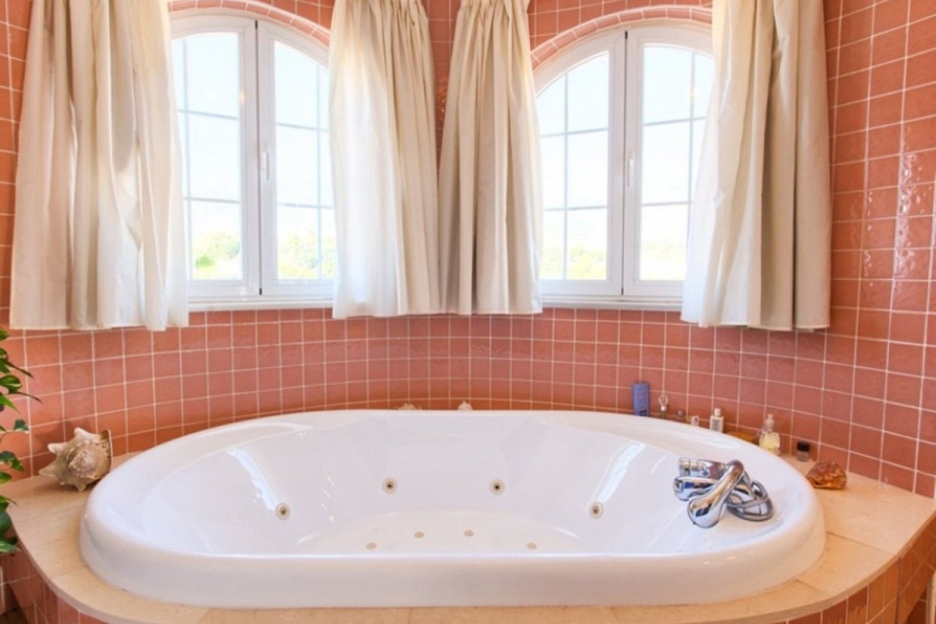 Resale - House - Detached Villa - Benalmádena - Torrequebrada