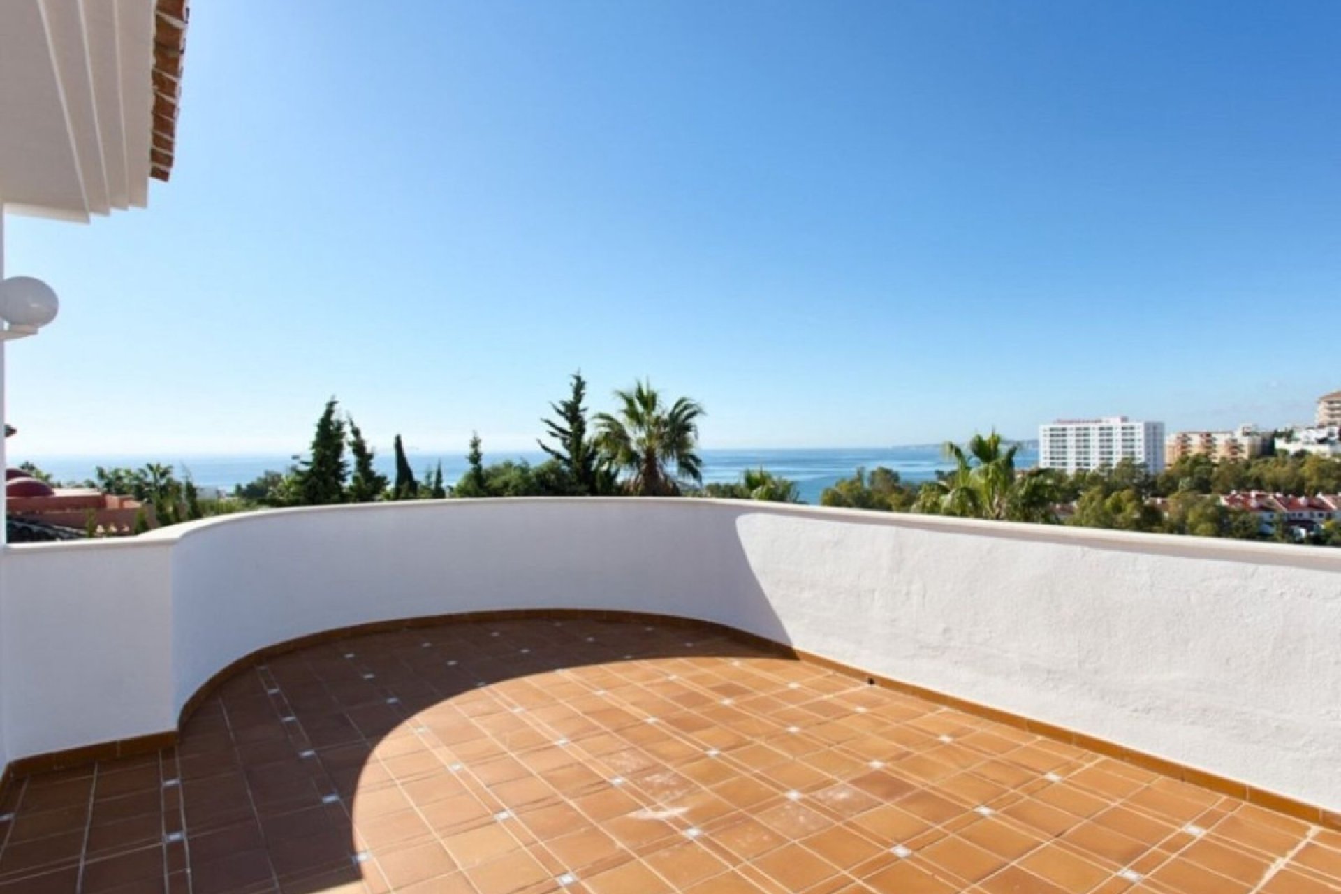 Resale - House - Detached Villa - Benalmádena - Torrequebrada