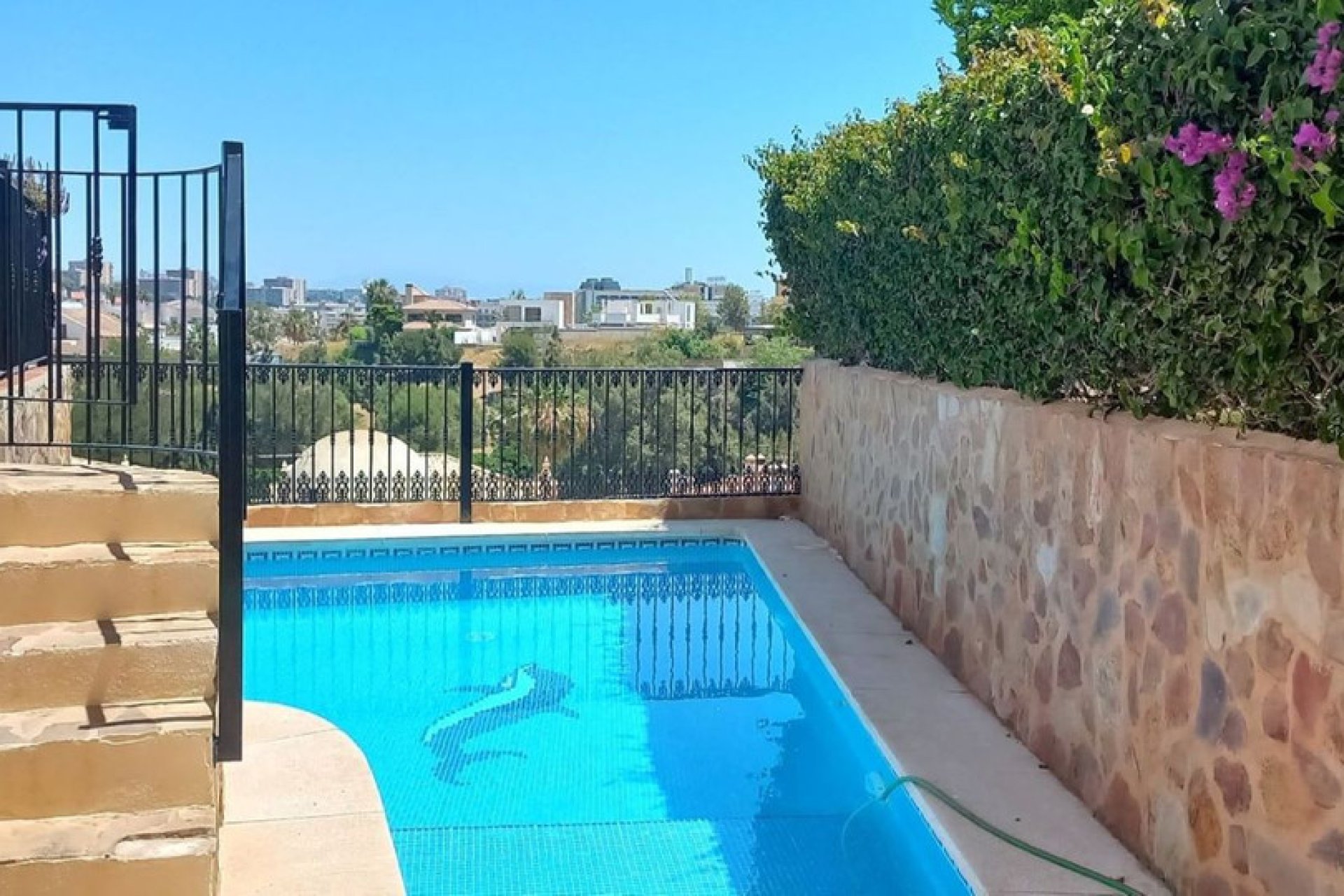 Resale - House - Detached Villa - Benalmádena - Torrequebrada