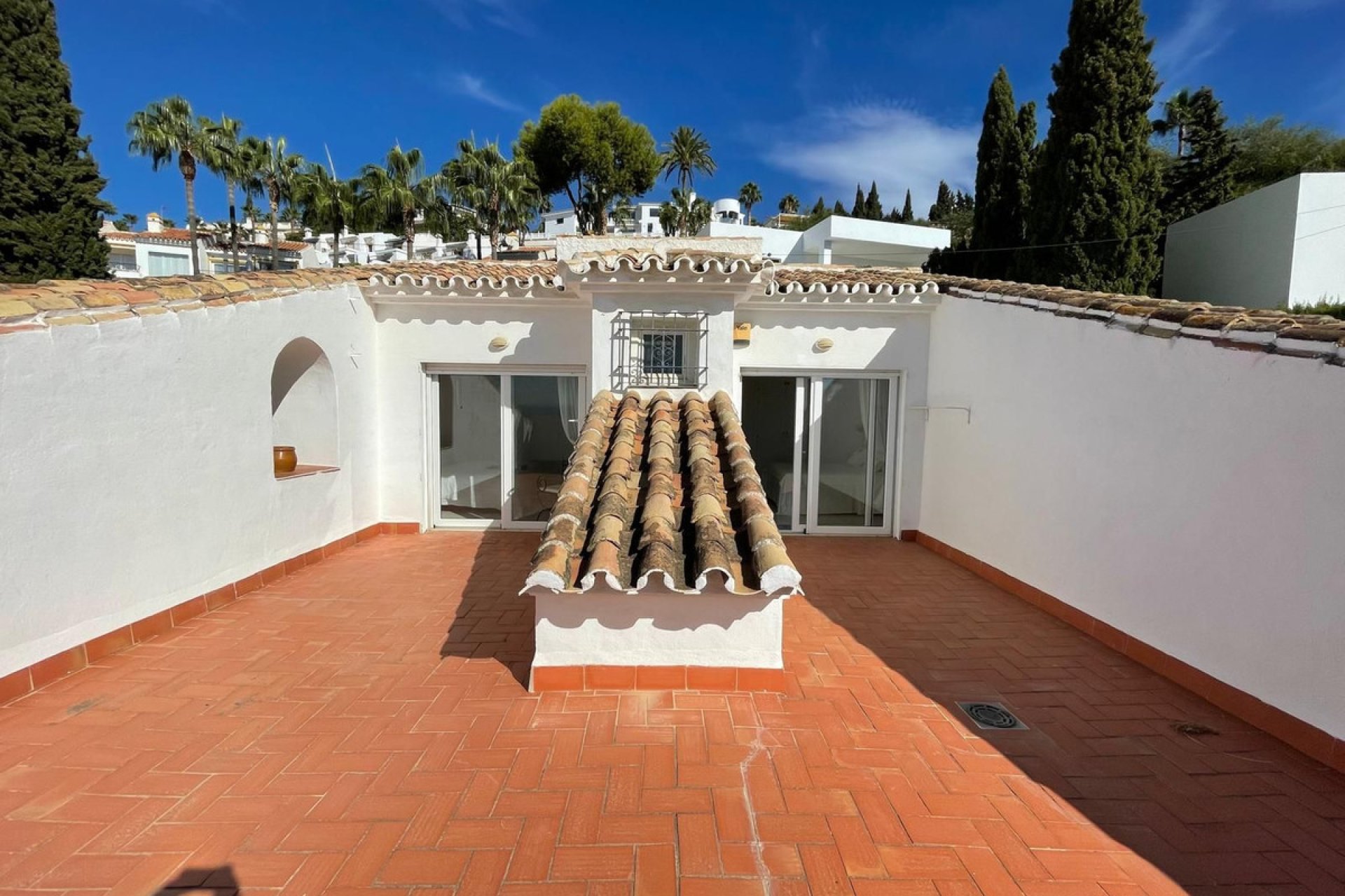 Resale - House - Detached Villa - Benalmádena