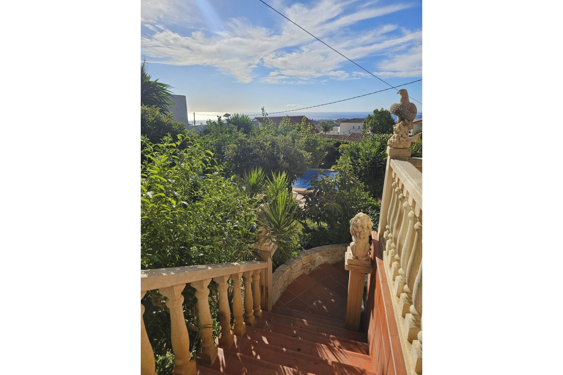 Resale - House - Detached Villa - Benalmádena