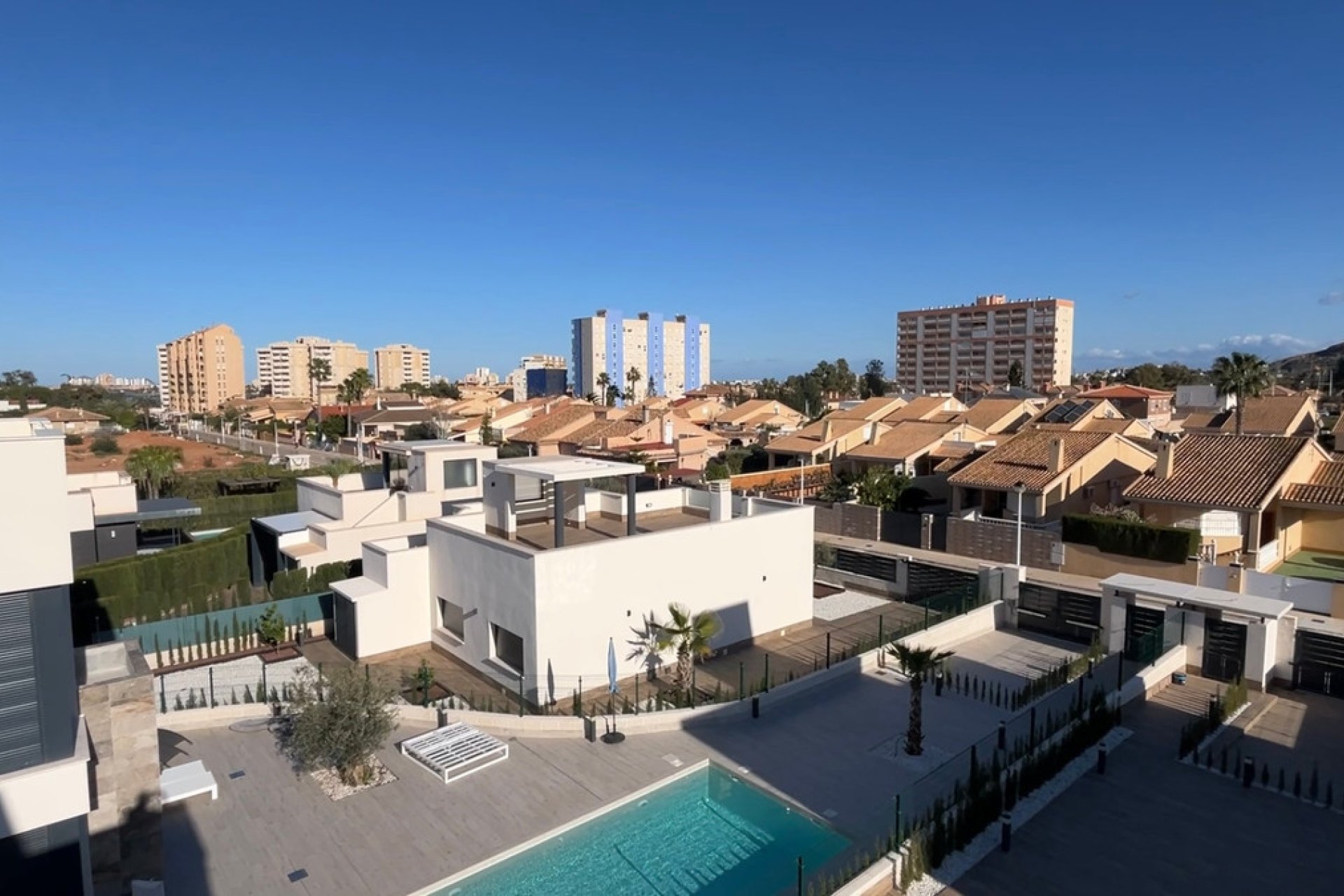 Resale - House - Detached Villa - Cartagena - Playa Honda