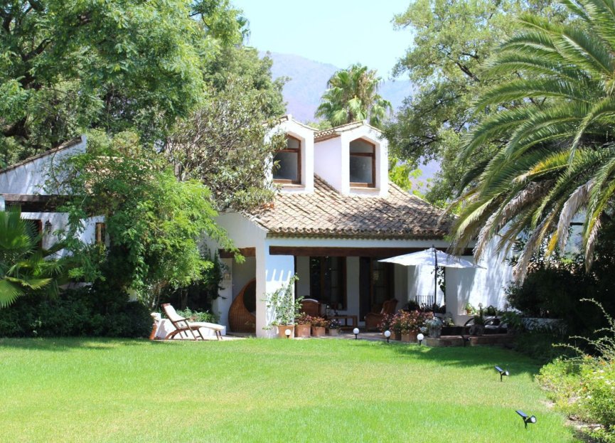 Resale - House - Detached Villa - Casares - Casares Centro