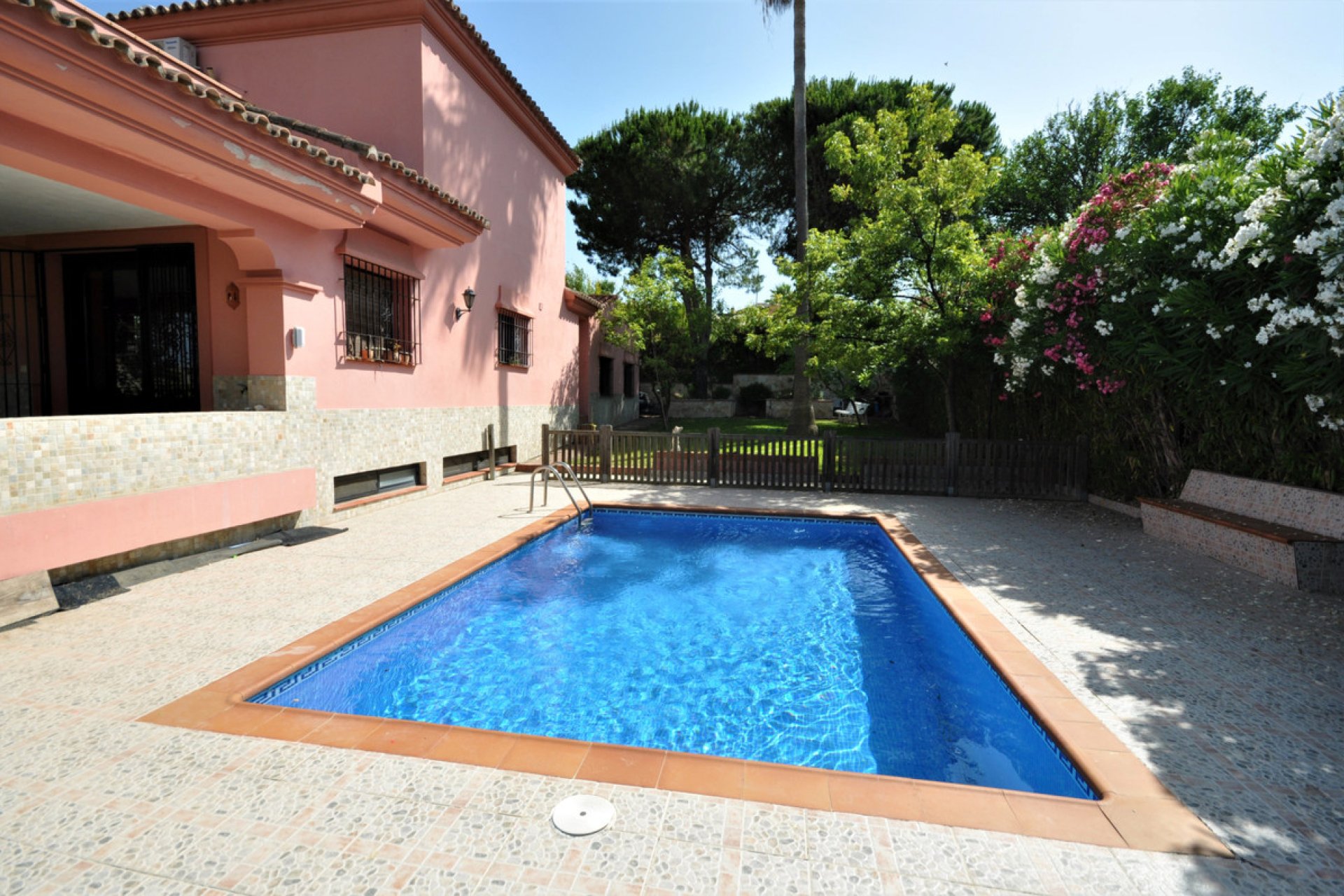 Resale - House - Detached Villa - Casares - Casares Playa