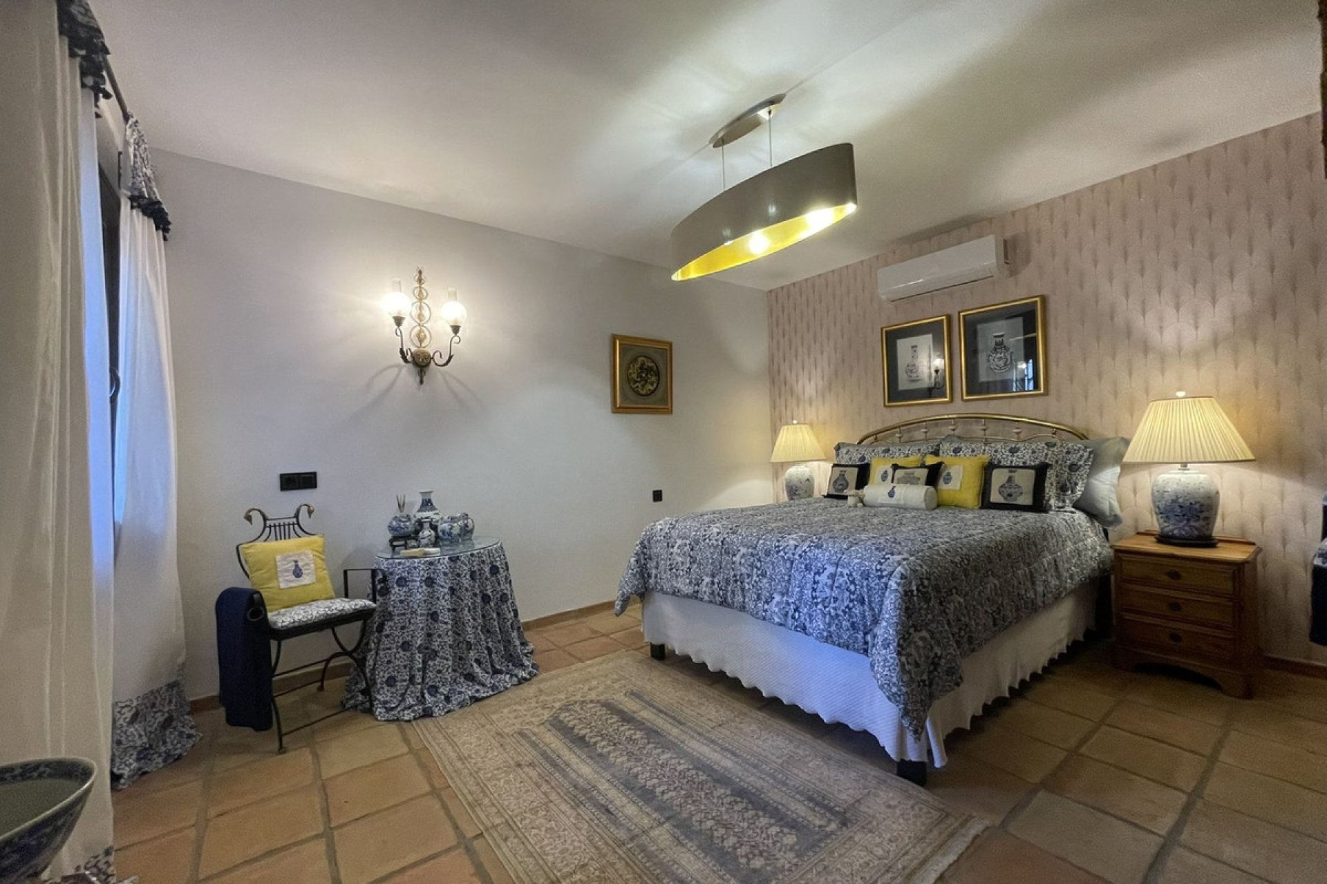 Resale - House - Detached Villa - Casares - Casares Playa