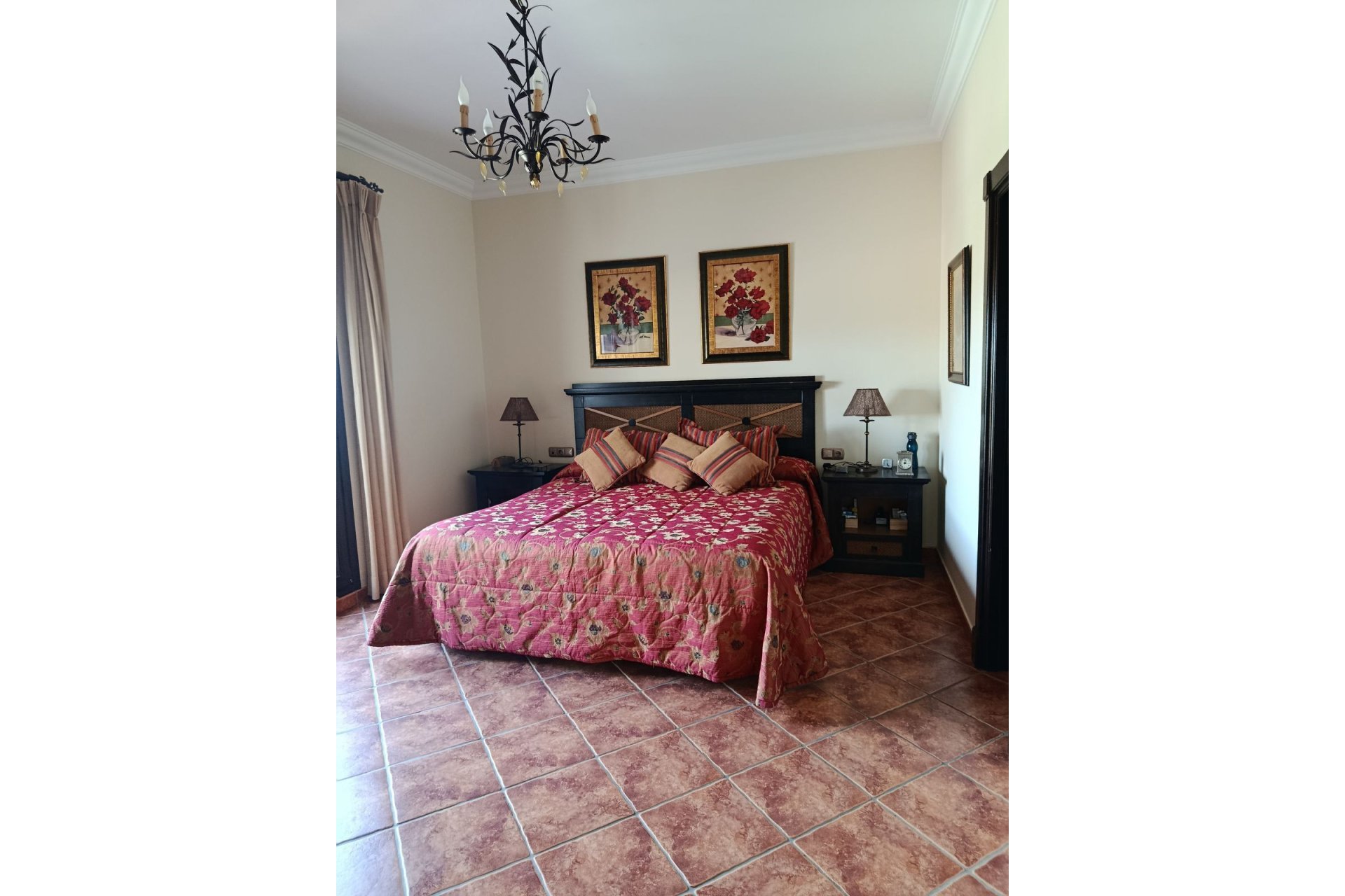 Resale - House - Detached Villa - Casares - Casares Playa
