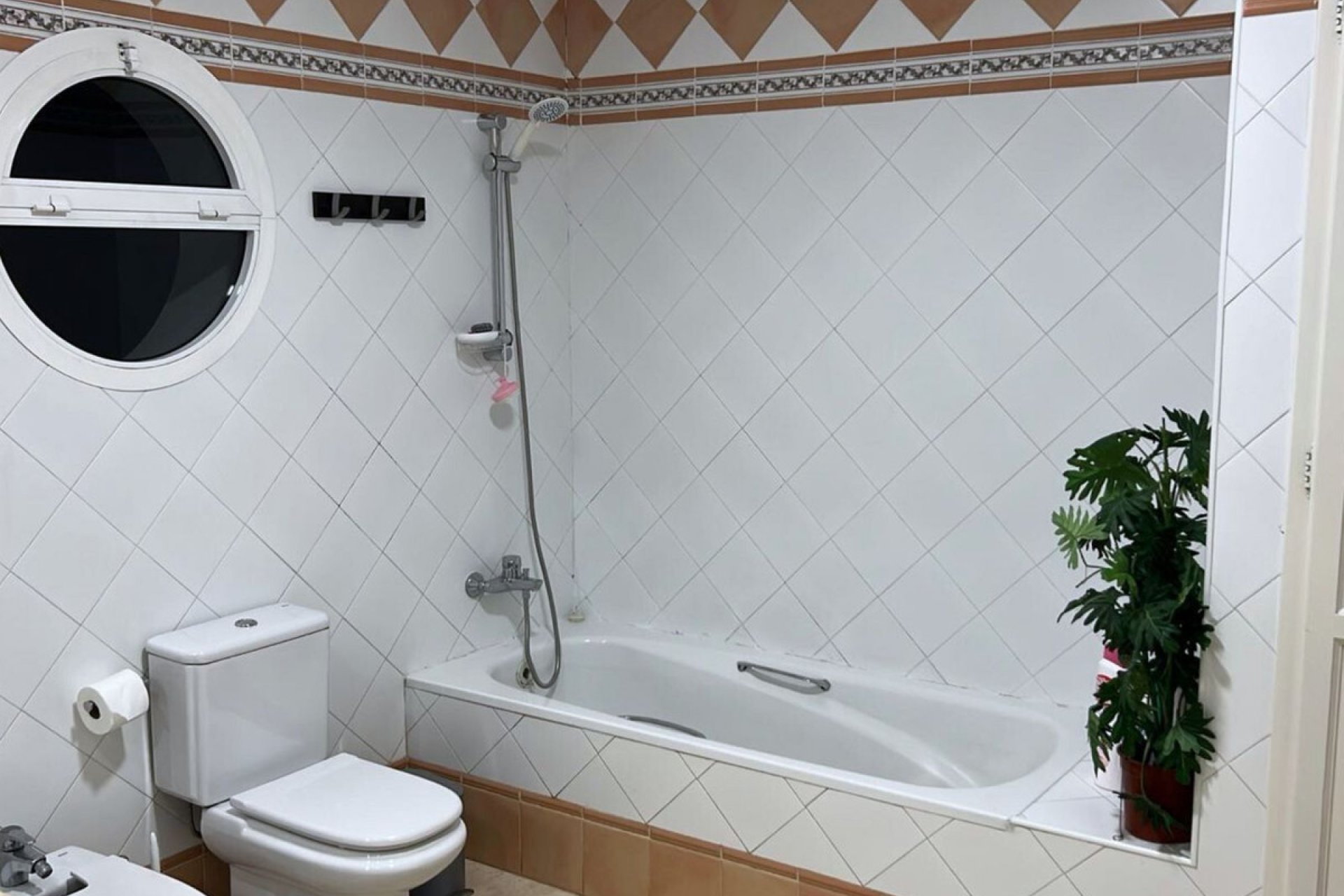 Resale - House - Detached Villa - Casares - Casares Pueblo