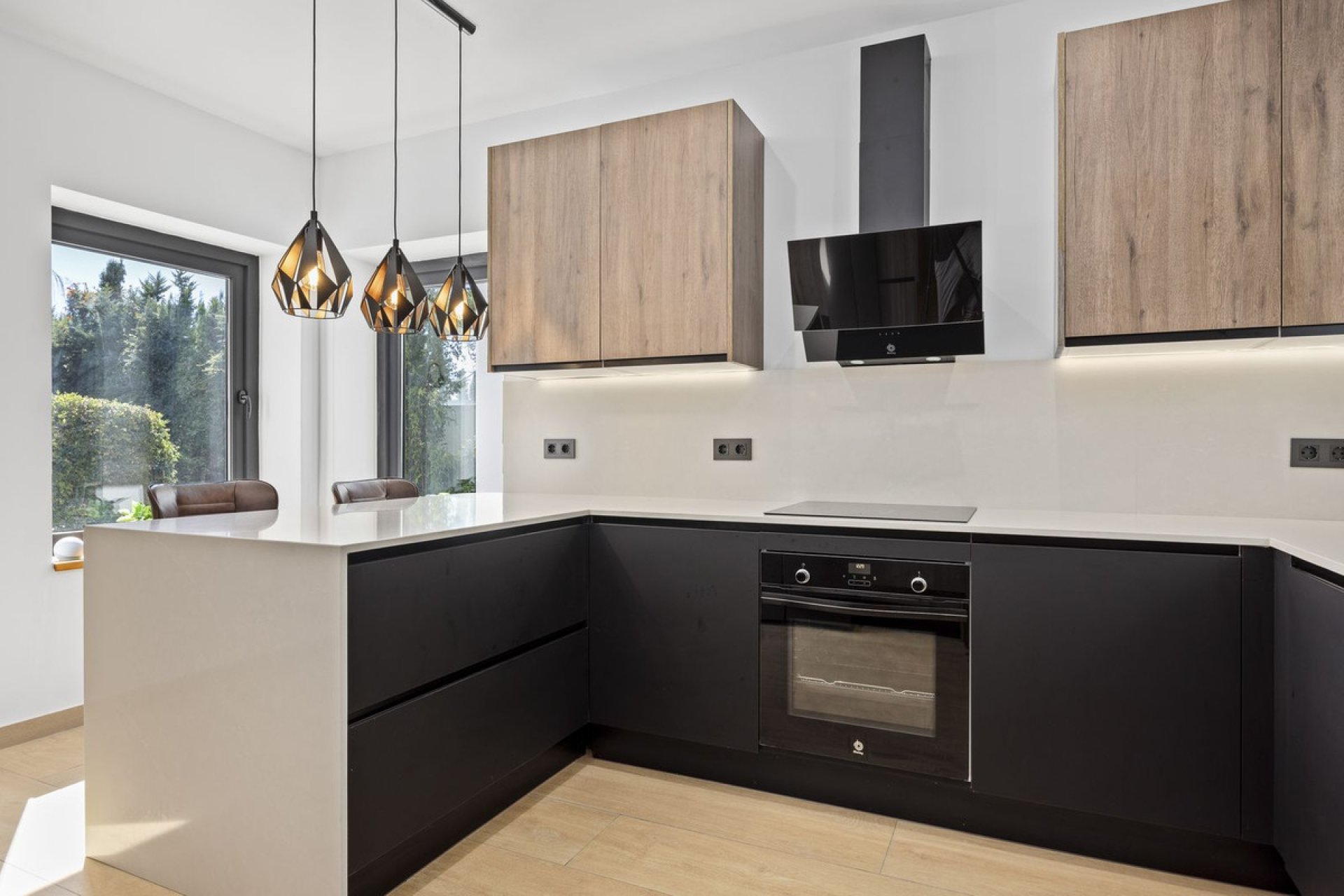 Resale - House - Detached Villa - El Paraiso - El Paraíso