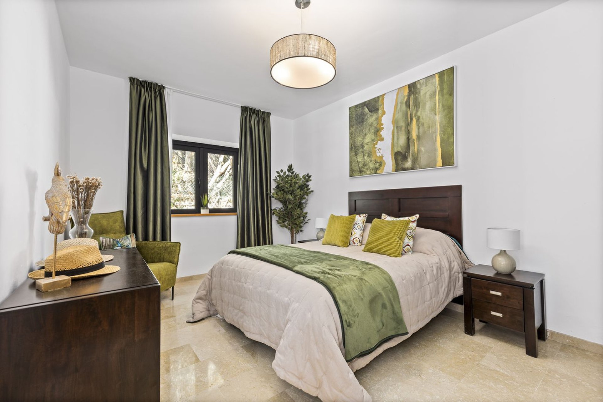 Resale - House - Detached Villa - El Paraiso - El Paraíso