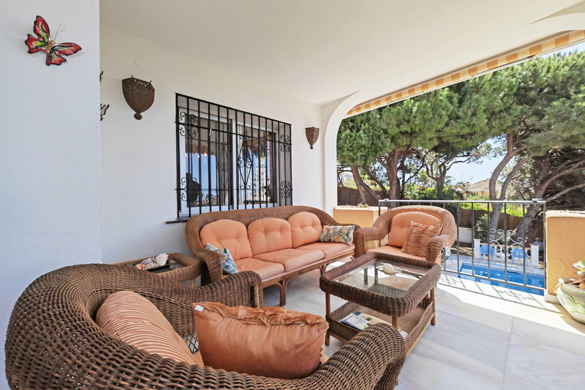 Resale - House - Detached Villa - Elviria