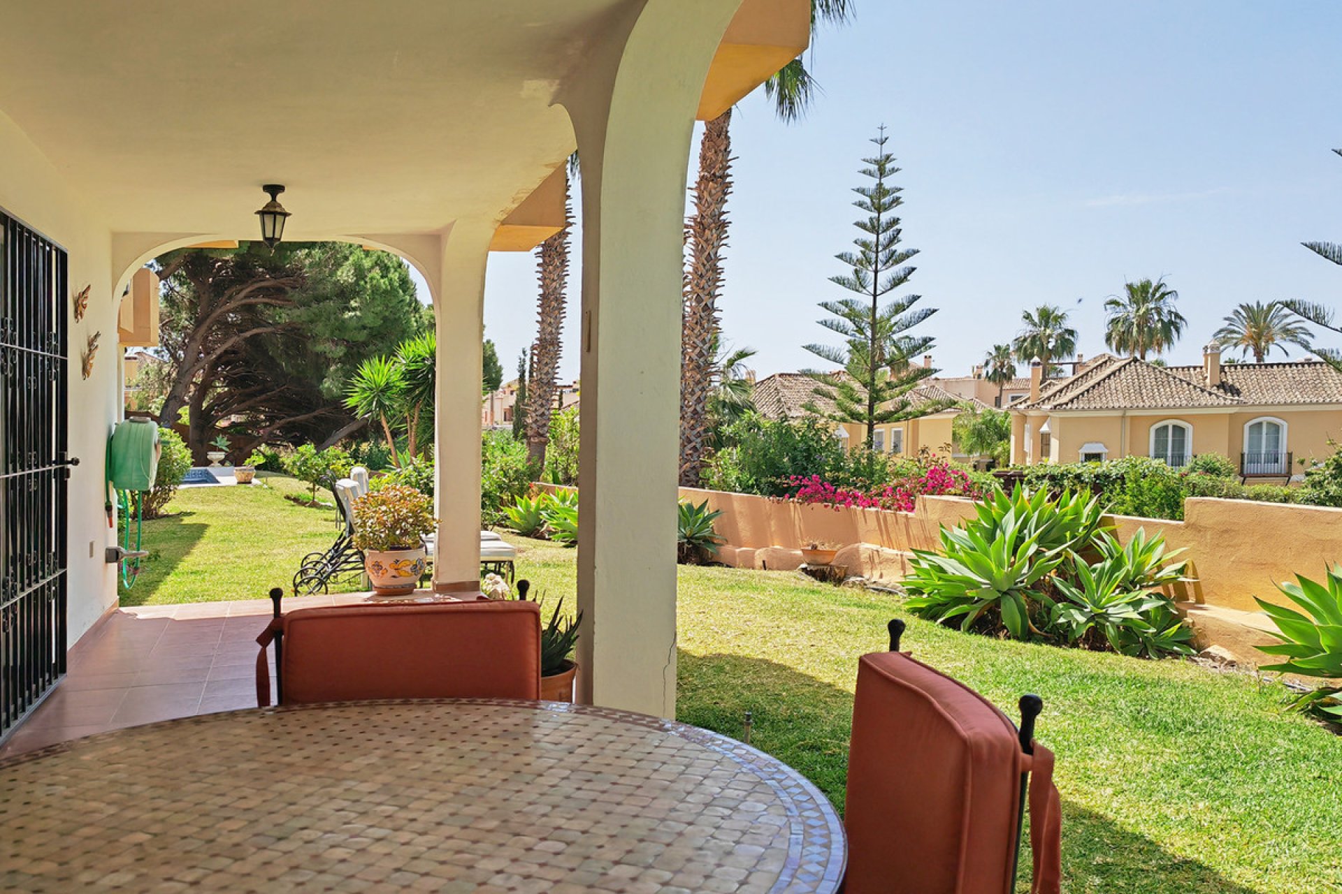 Resale - House - Detached Villa - Elviria