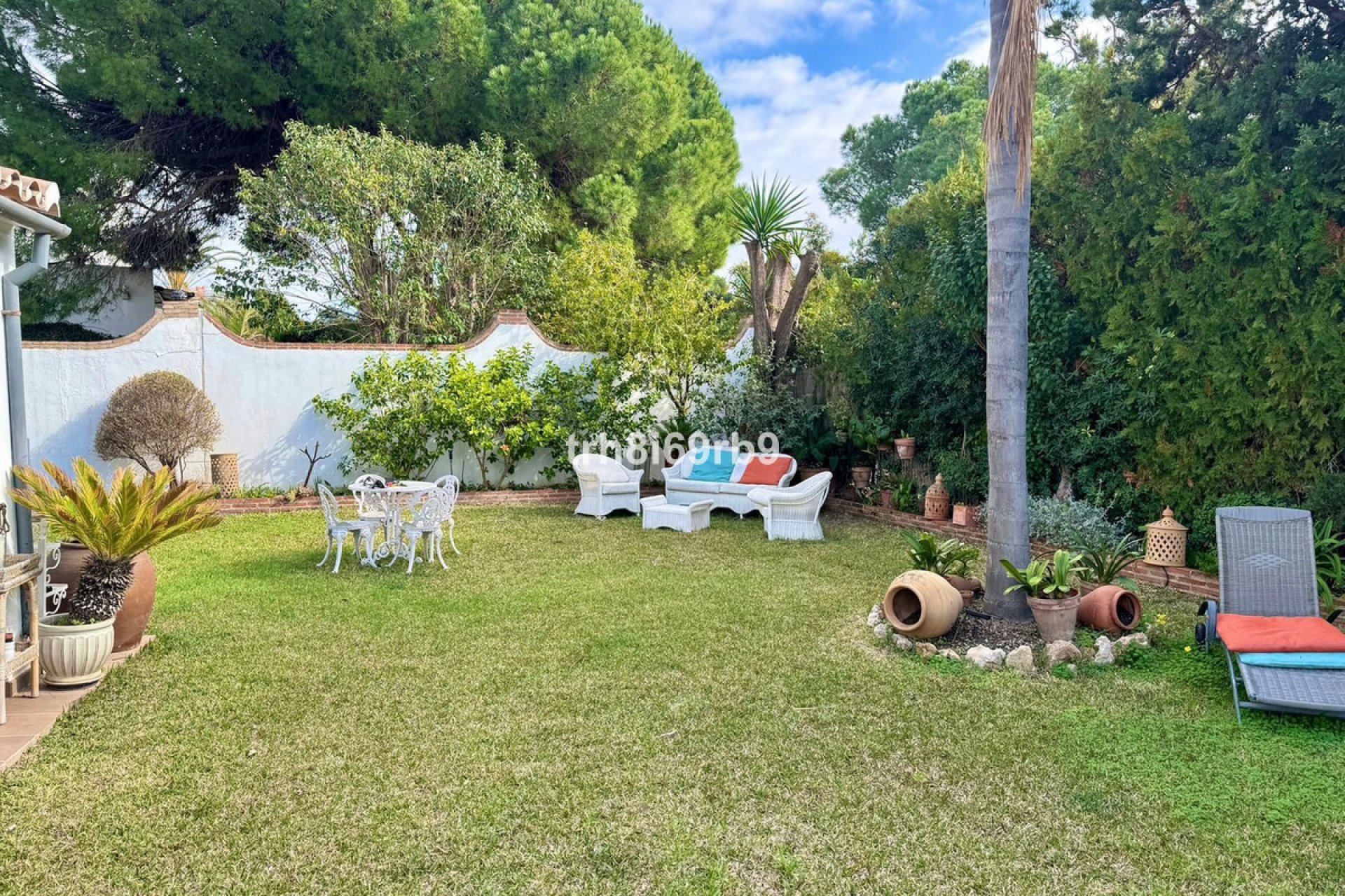 Resale - House - Detached Villa - Estepona - Atalaya