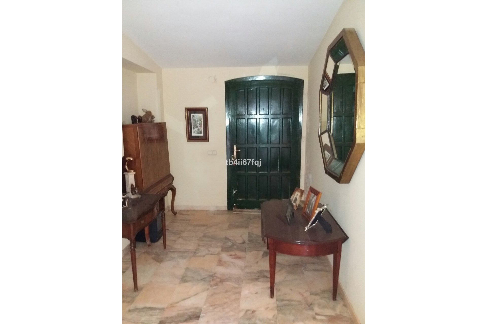 Resale - House - Detached Villa - Estepona - Atalaya