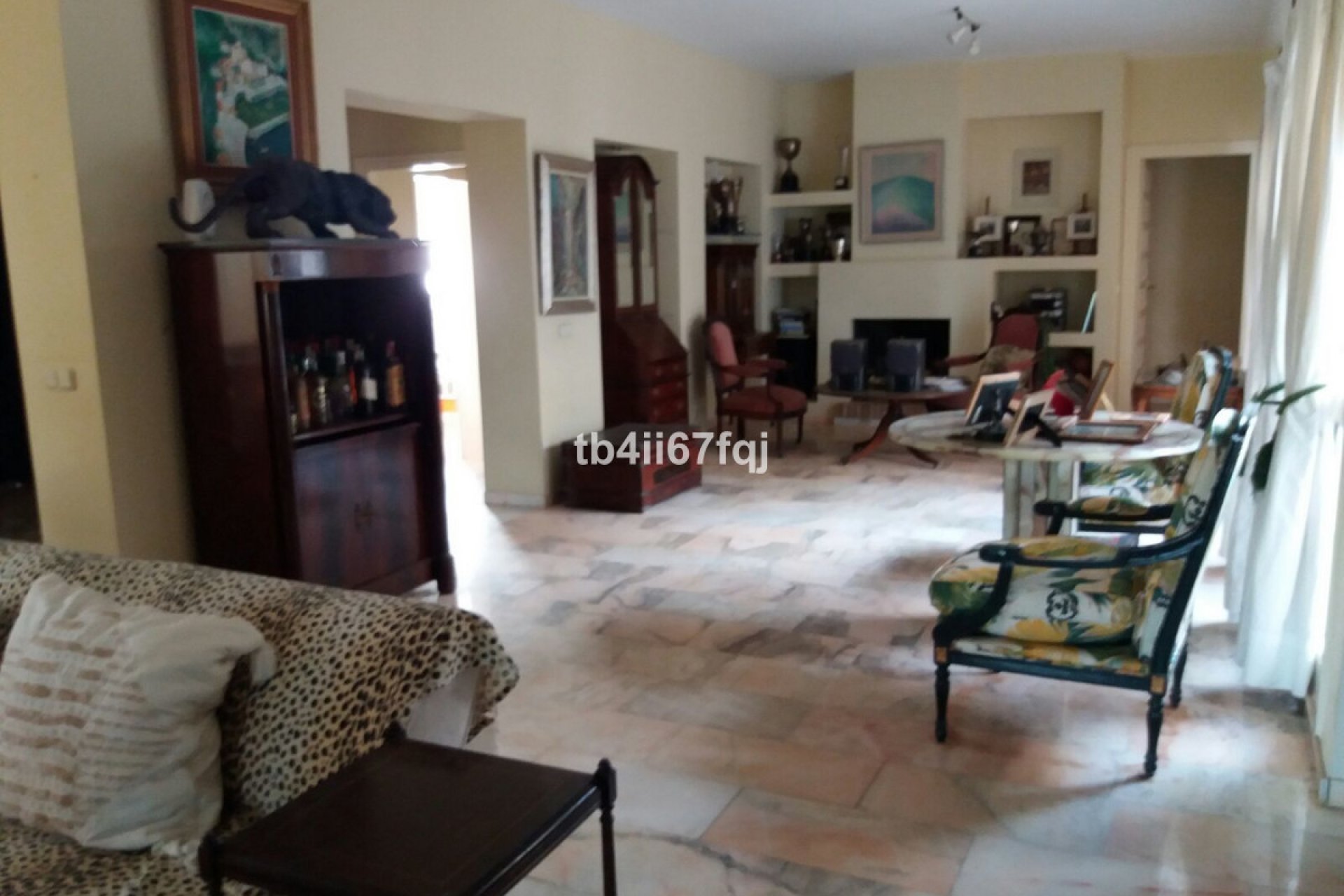 Resale - House - Detached Villa - Estepona - Atalaya