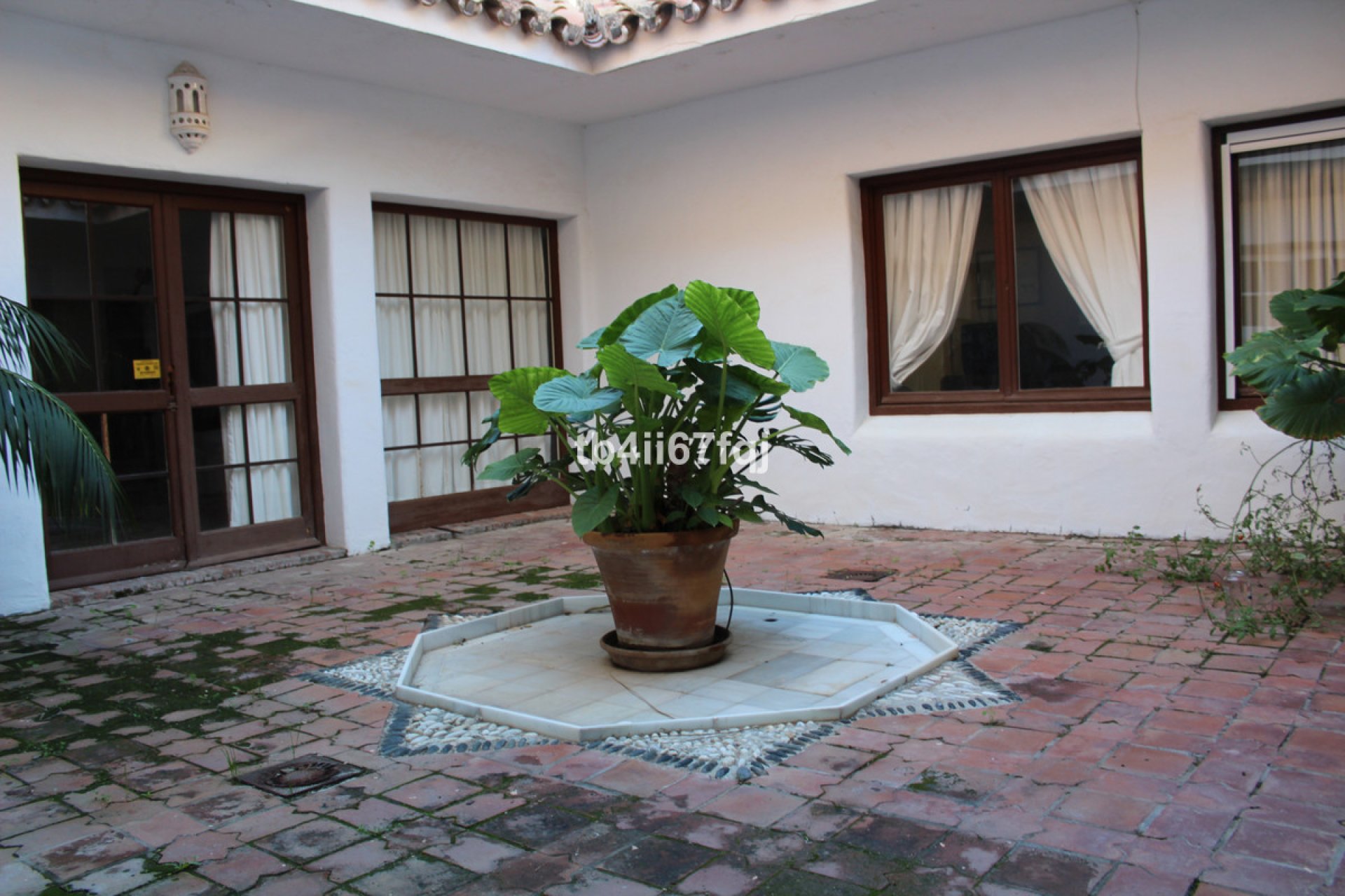 Resale - House - Detached Villa - Estepona - Atalaya