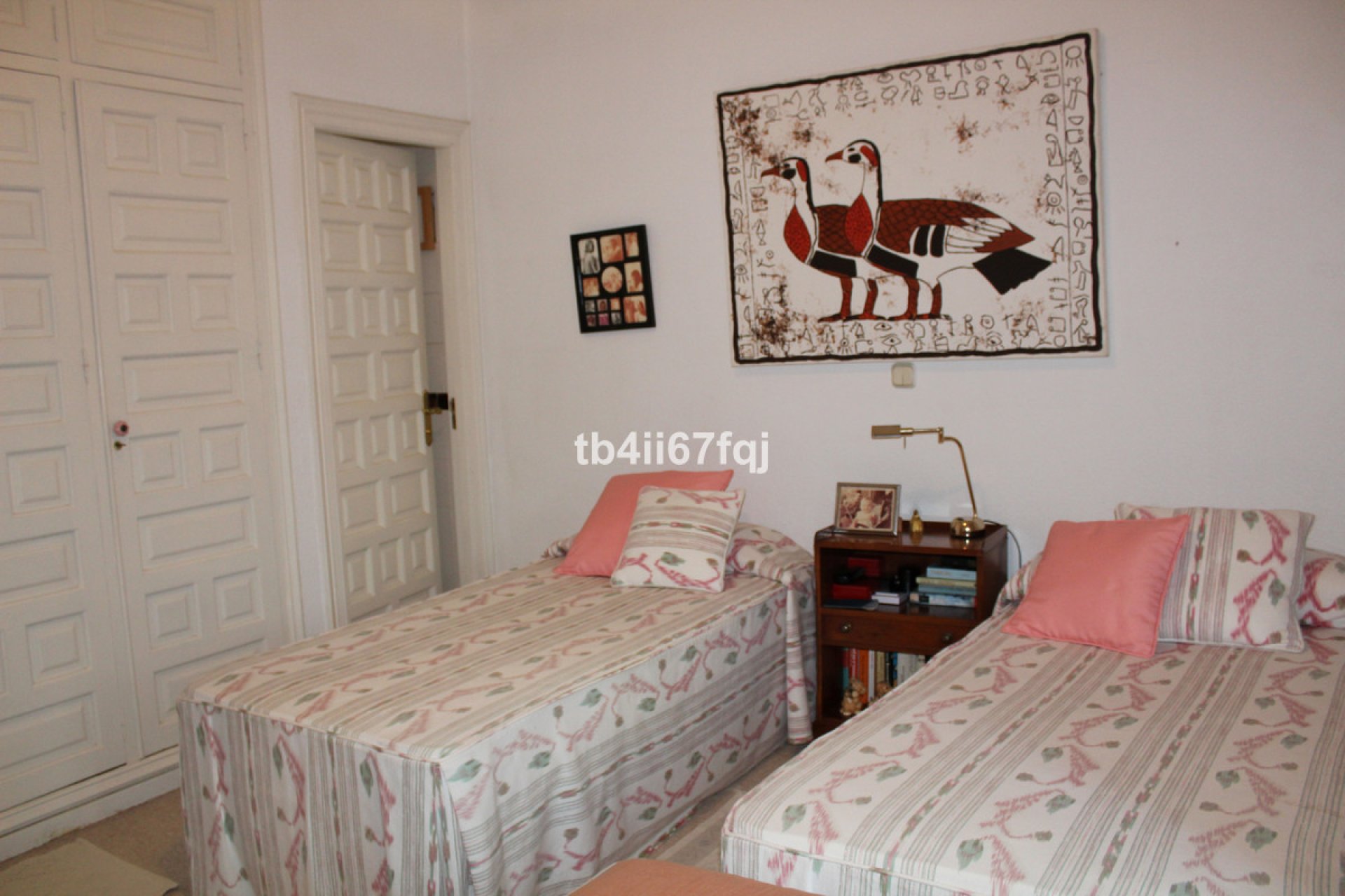 Resale - House - Detached Villa - Estepona - Atalaya