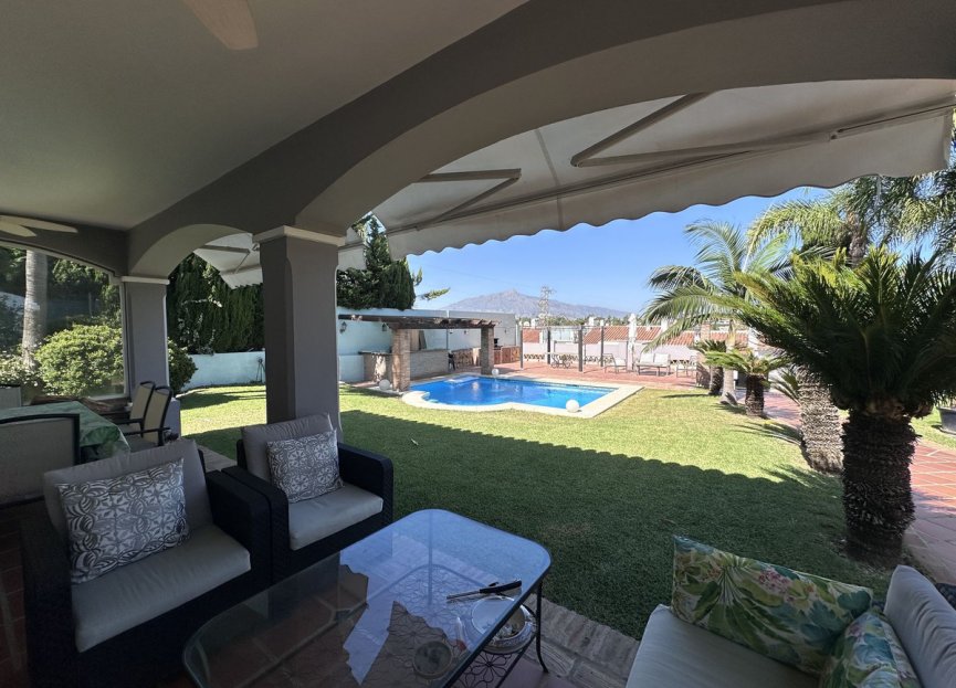 Resale - House - Detached Villa - Estepona - Bel Air