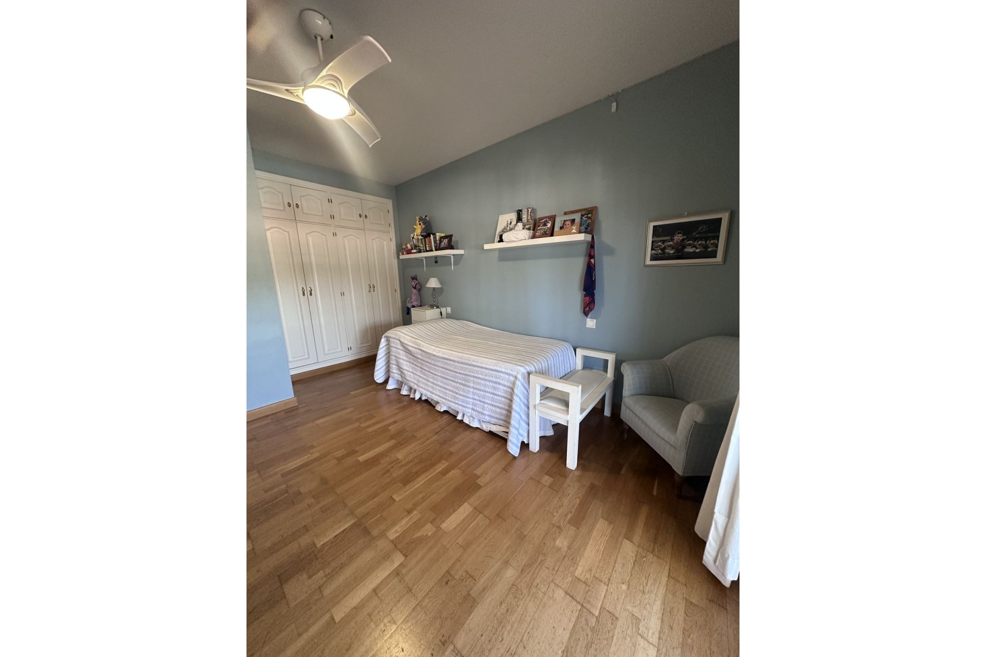 Resale - House - Detached Villa - Estepona - Bel Air