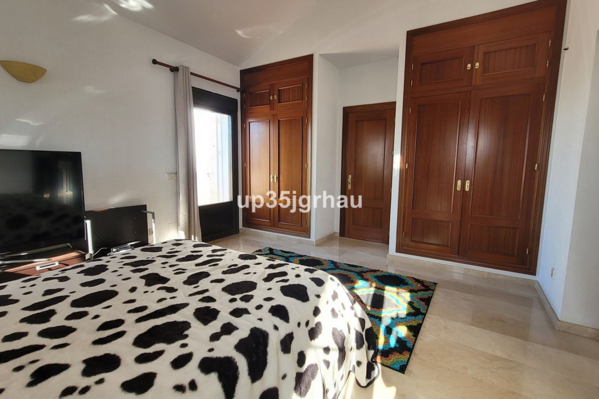 Resale - House - Detached Villa - Estepona - Bel Air